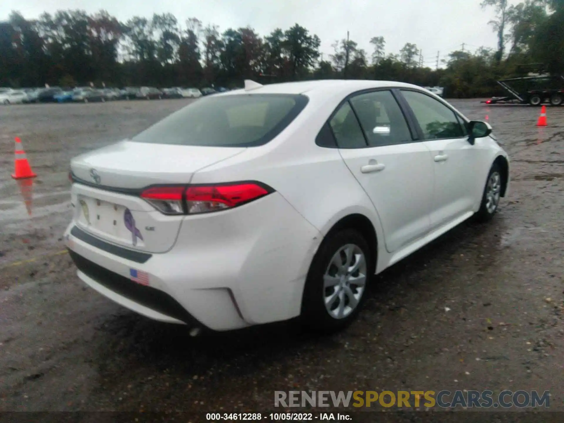 4 Photograph of a damaged car JTDEPRAE6LJ093783 TOYOTA COROLLA 2020