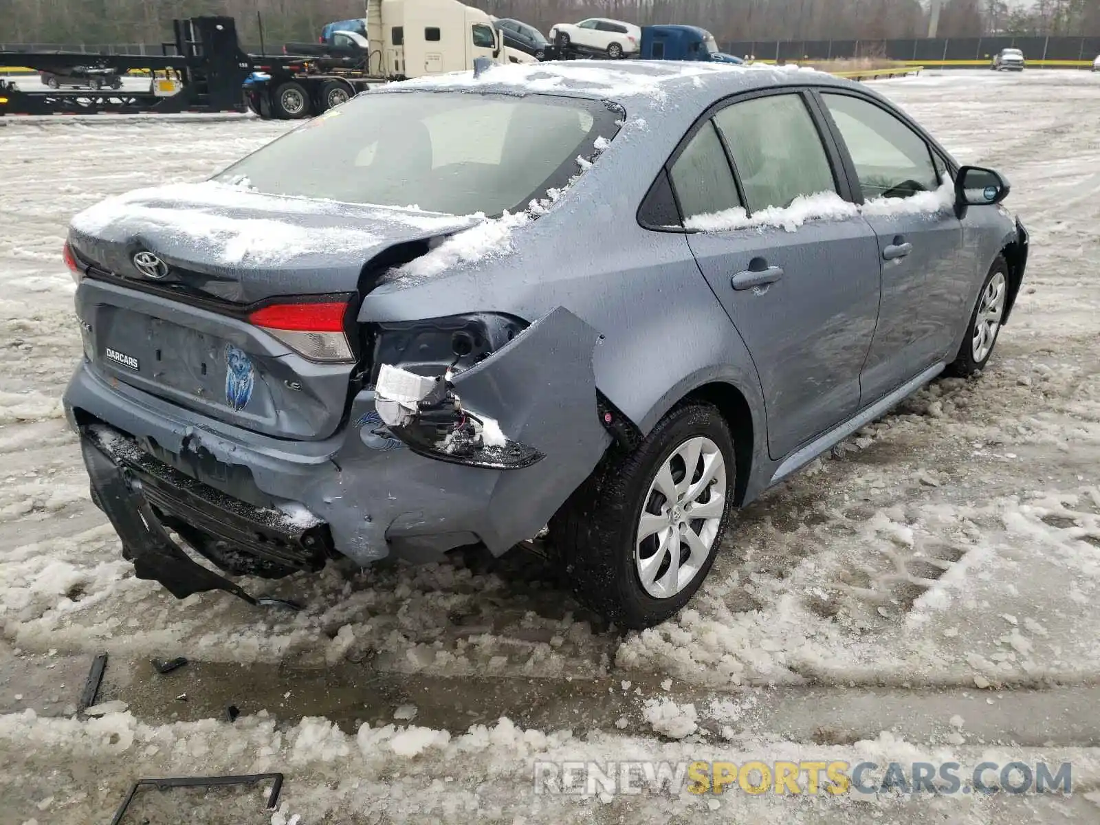 4 Photograph of a damaged car JTDEPRAE6LJ094478 TOYOTA COROLLA 2020