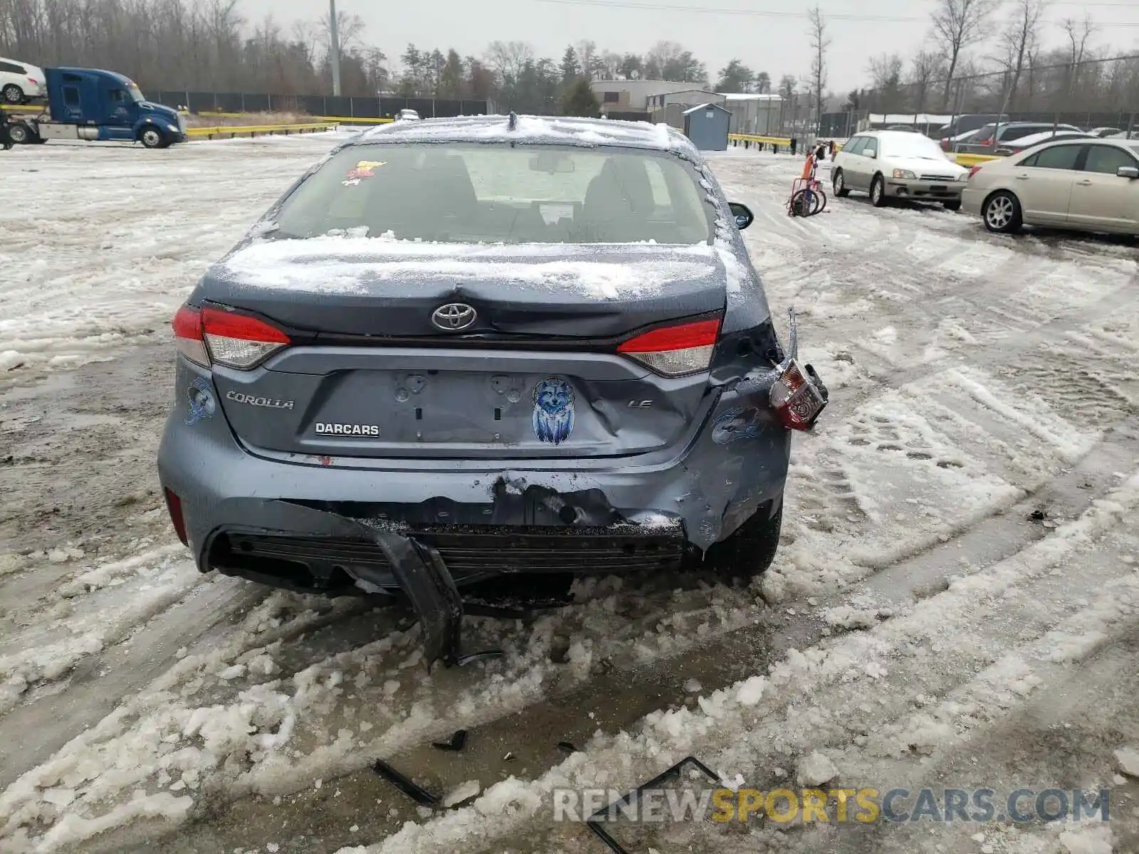 9 Photograph of a damaged car JTDEPRAE6LJ094478 TOYOTA COROLLA 2020