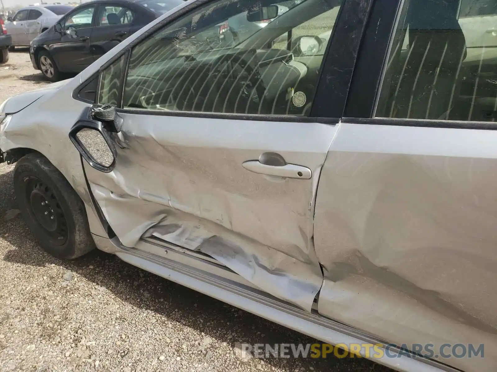 9 Photograph of a damaged car JTDEPRAE6LJ095744 TOYOTA COROLLA 2020