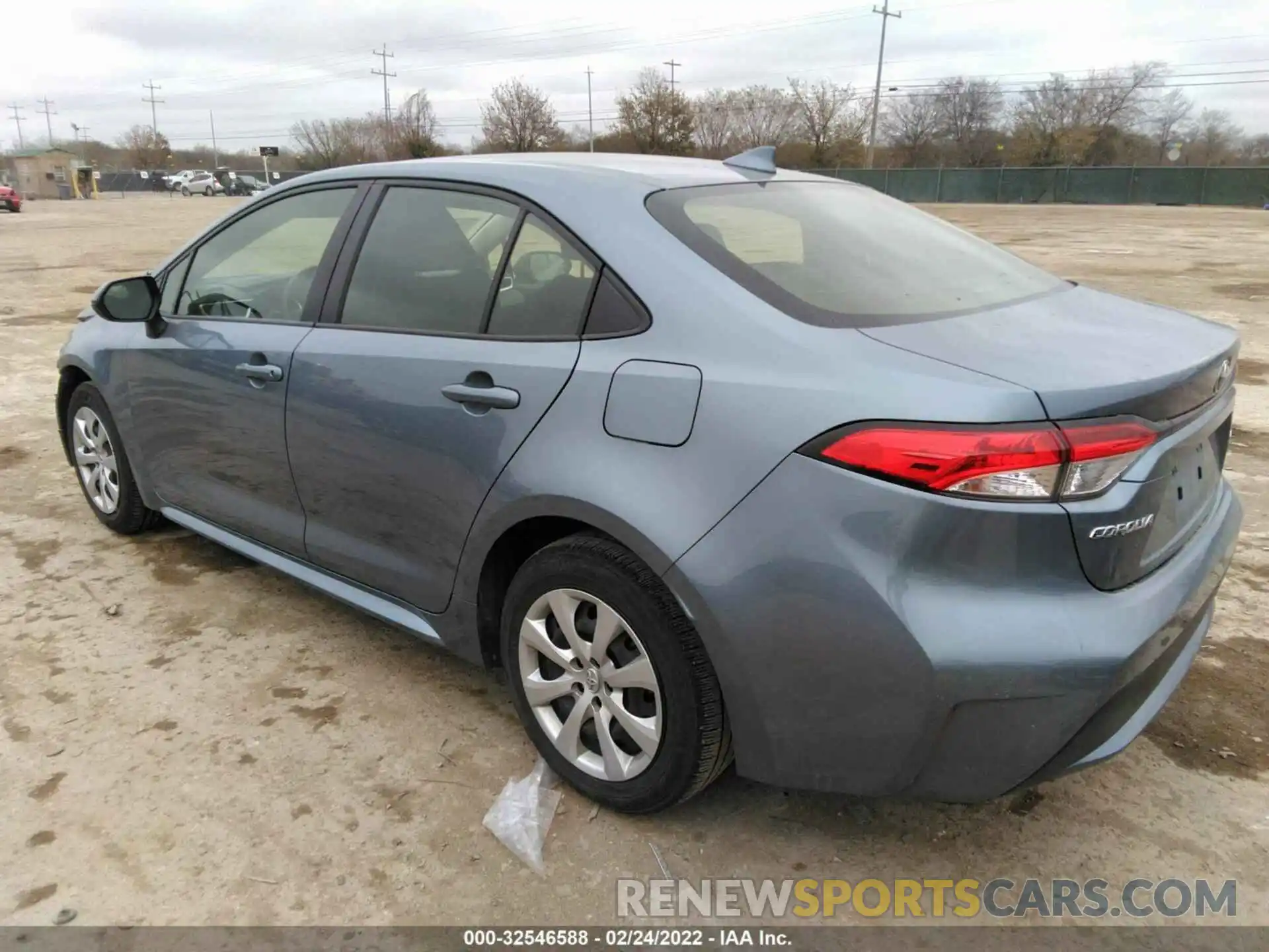 3 Photograph of a damaged car JTDEPRAE6LJ095811 TOYOTA COROLLA 2020