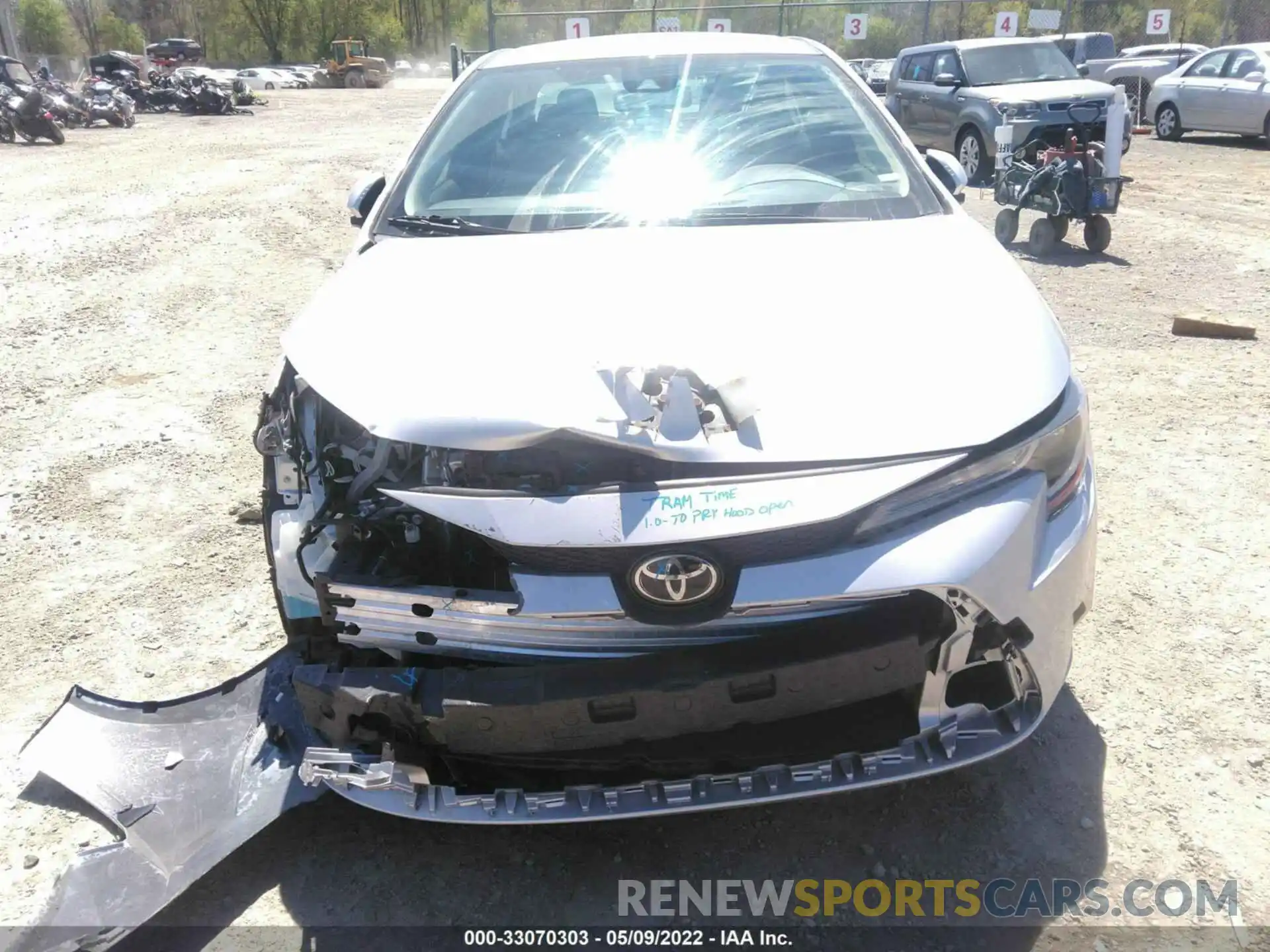 6 Photograph of a damaged car JTDEPRAE6LJ096067 TOYOTA COROLLA 2020