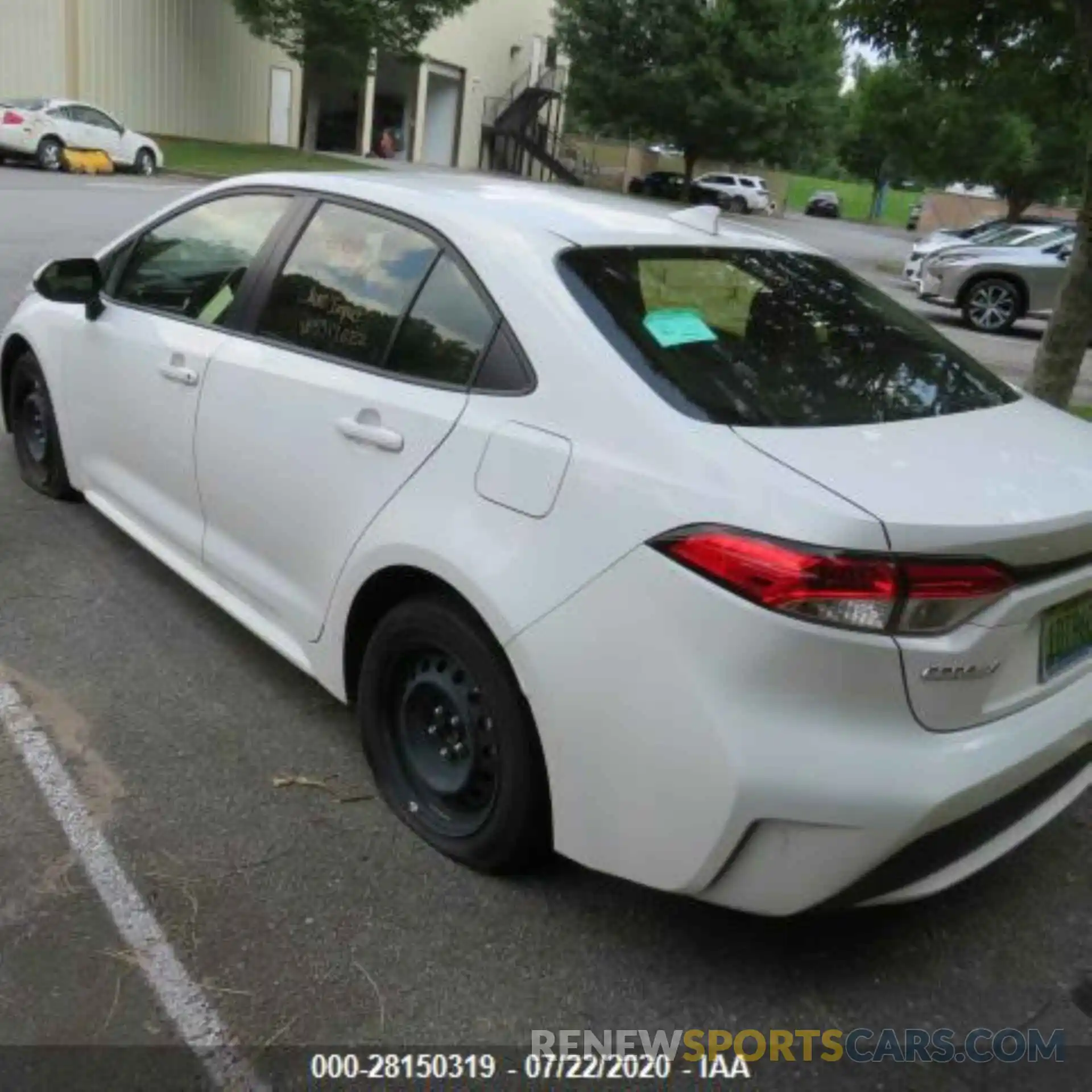 9 Photograph of a damaged car JTDEPRAE6LJ096084 TOYOTA COROLLA 2020