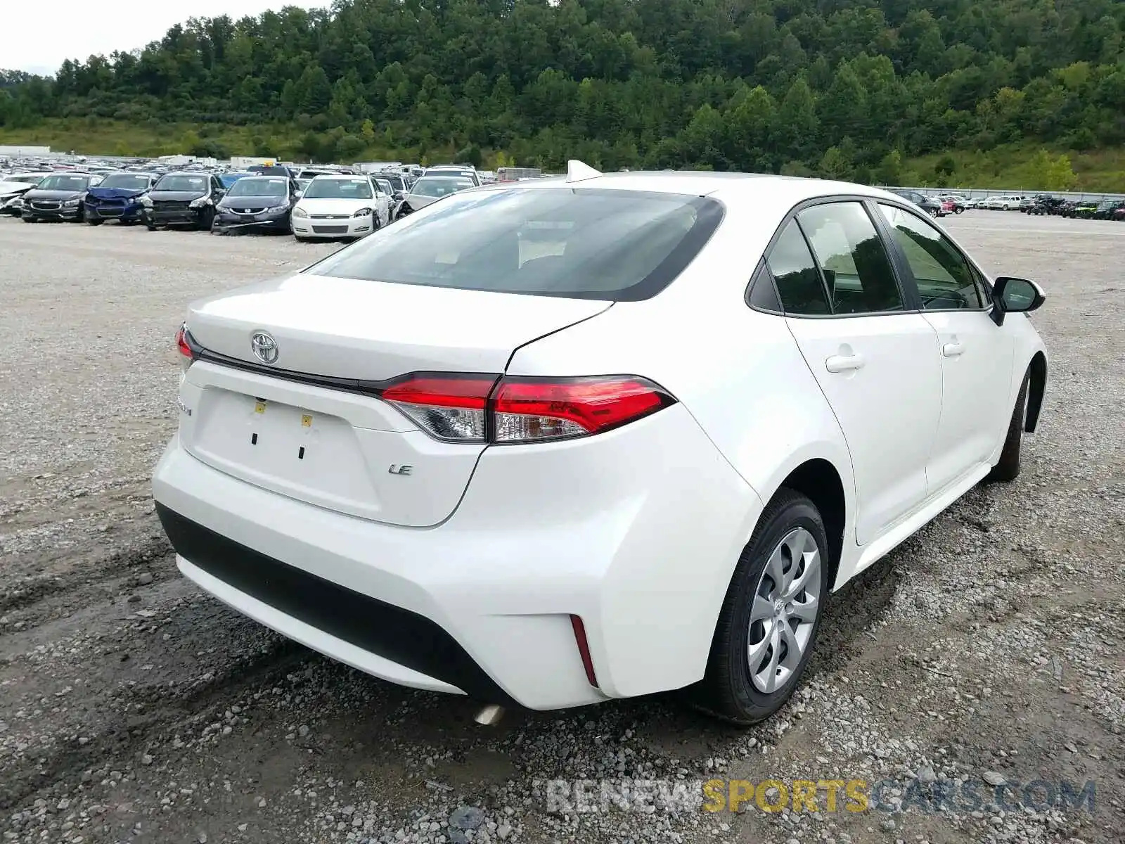 4 Photograph of a damaged car JTDEPRAE6LJ096585 TOYOTA COROLLA 2020