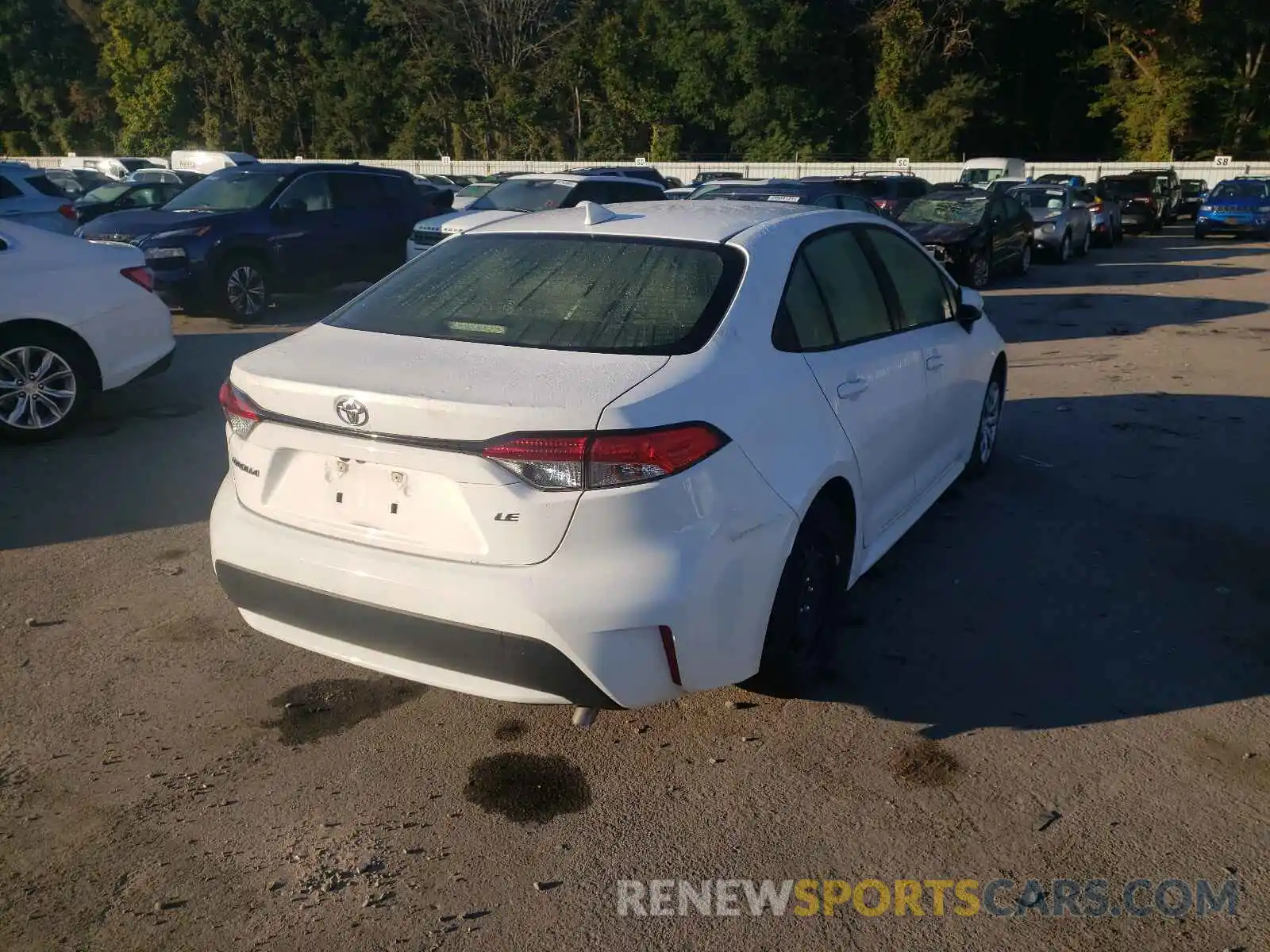 4 Photograph of a damaged car JTDEPRAE6LJ097204 TOYOTA COROLLA 2020