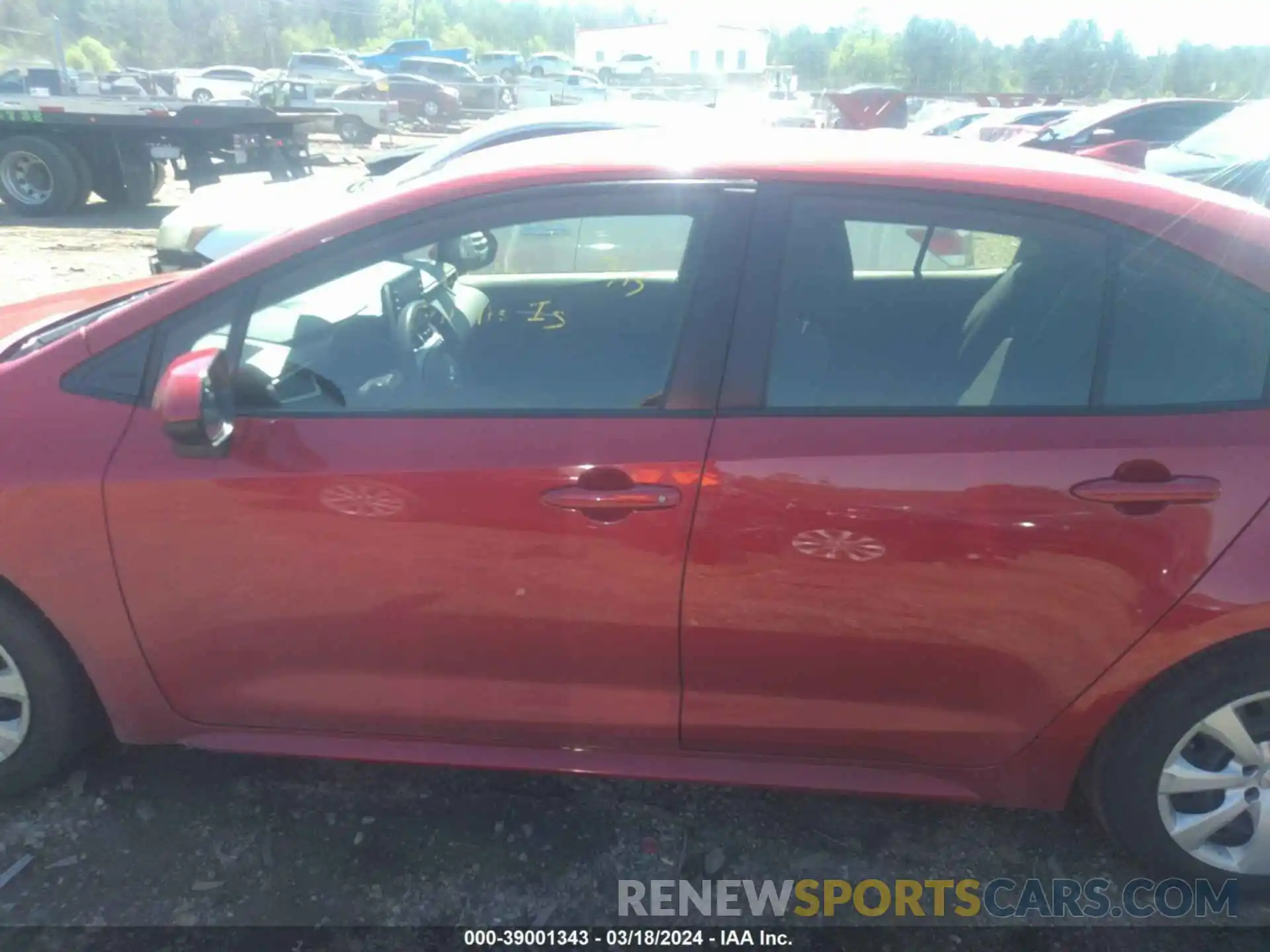 14 Photograph of a damaged car JTDEPRAE6LJ097638 TOYOTA COROLLA 2020