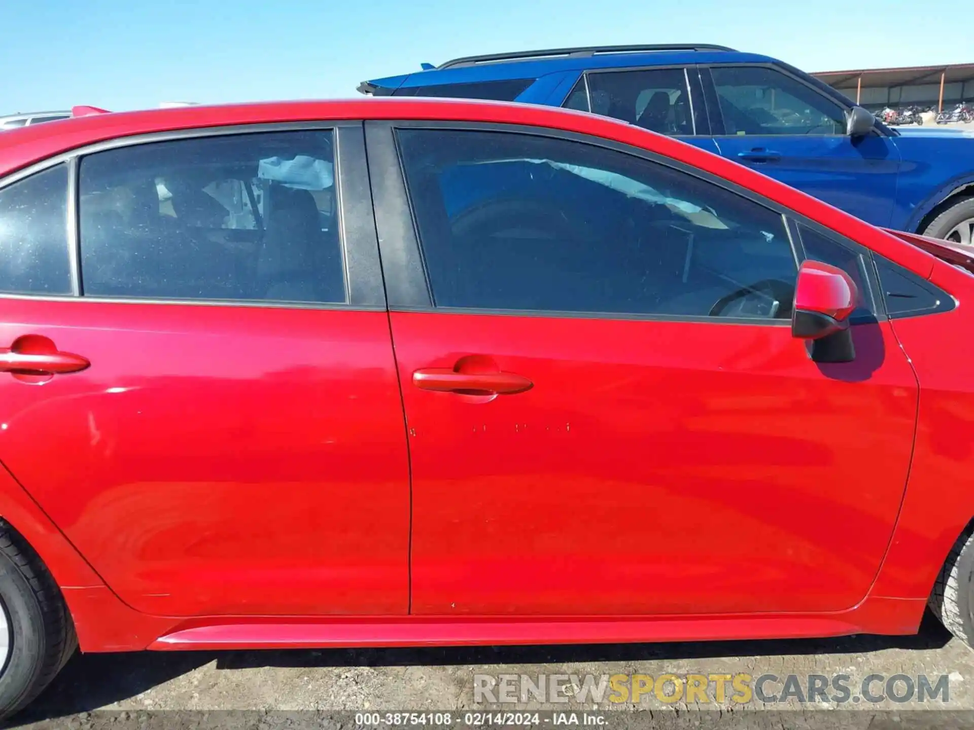 13 Photograph of a damaged car JTDEPRAE6LJ098191 TOYOTA COROLLA 2020