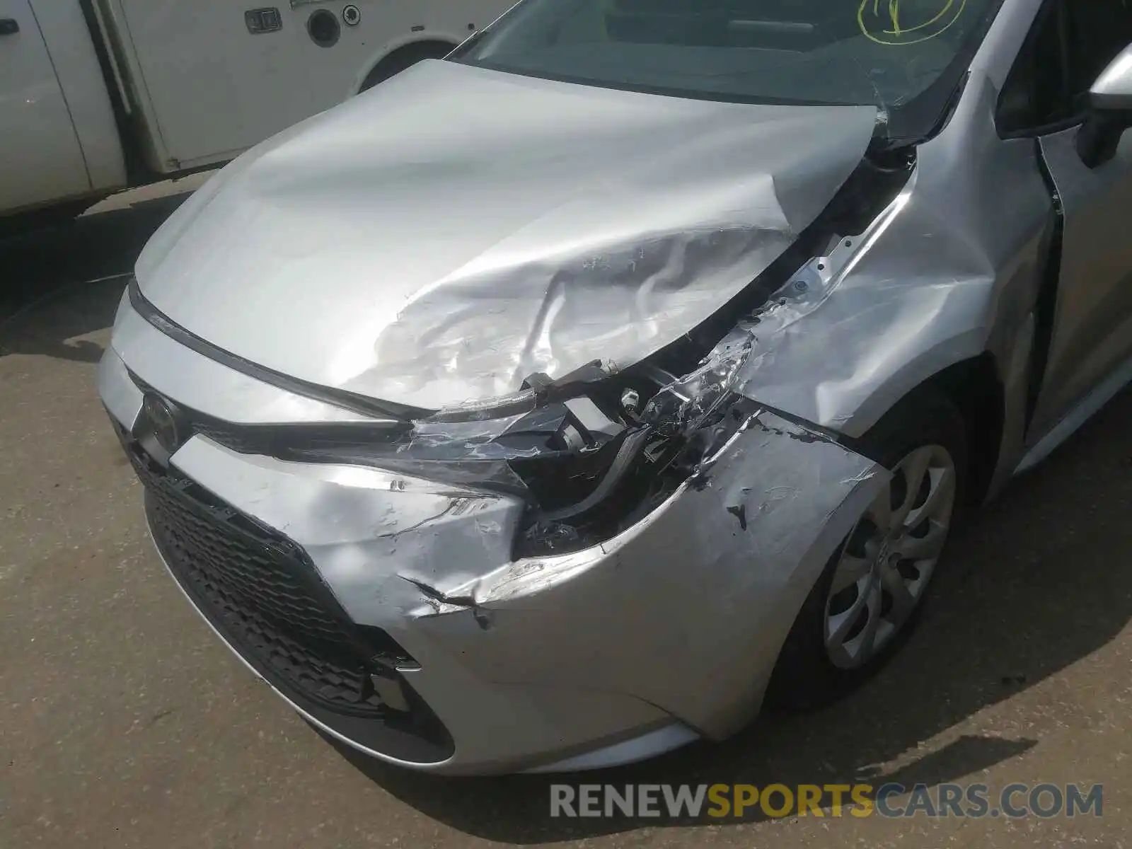 9 Photograph of a damaged car JTDEPRAE6LJ098773 TOYOTA COROLLA 2020