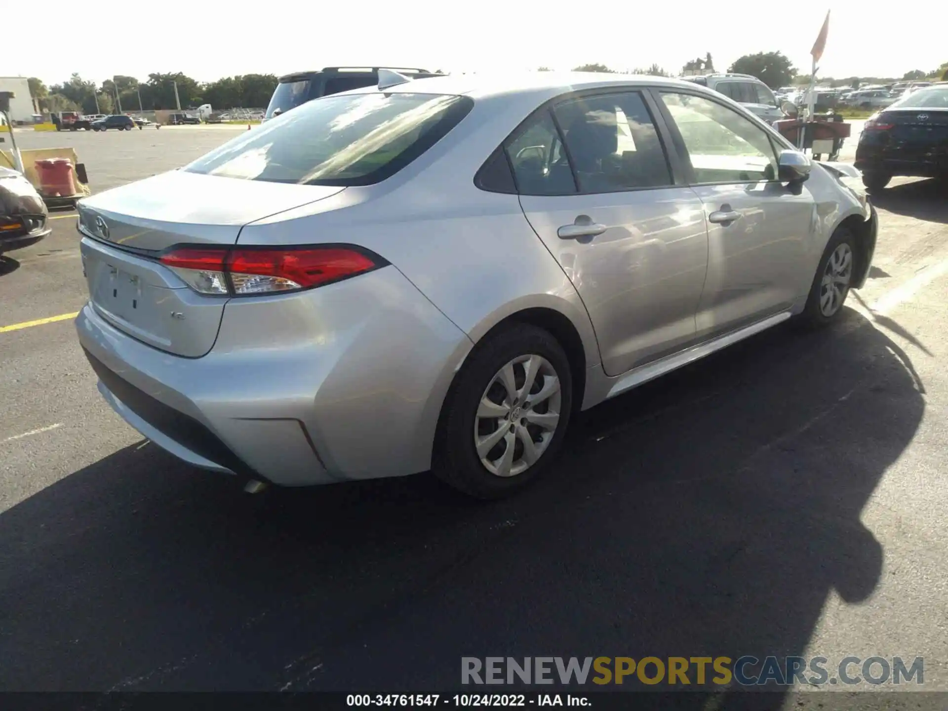 4 Photograph of a damaged car JTDEPRAE6LJ099342 TOYOTA COROLLA 2020