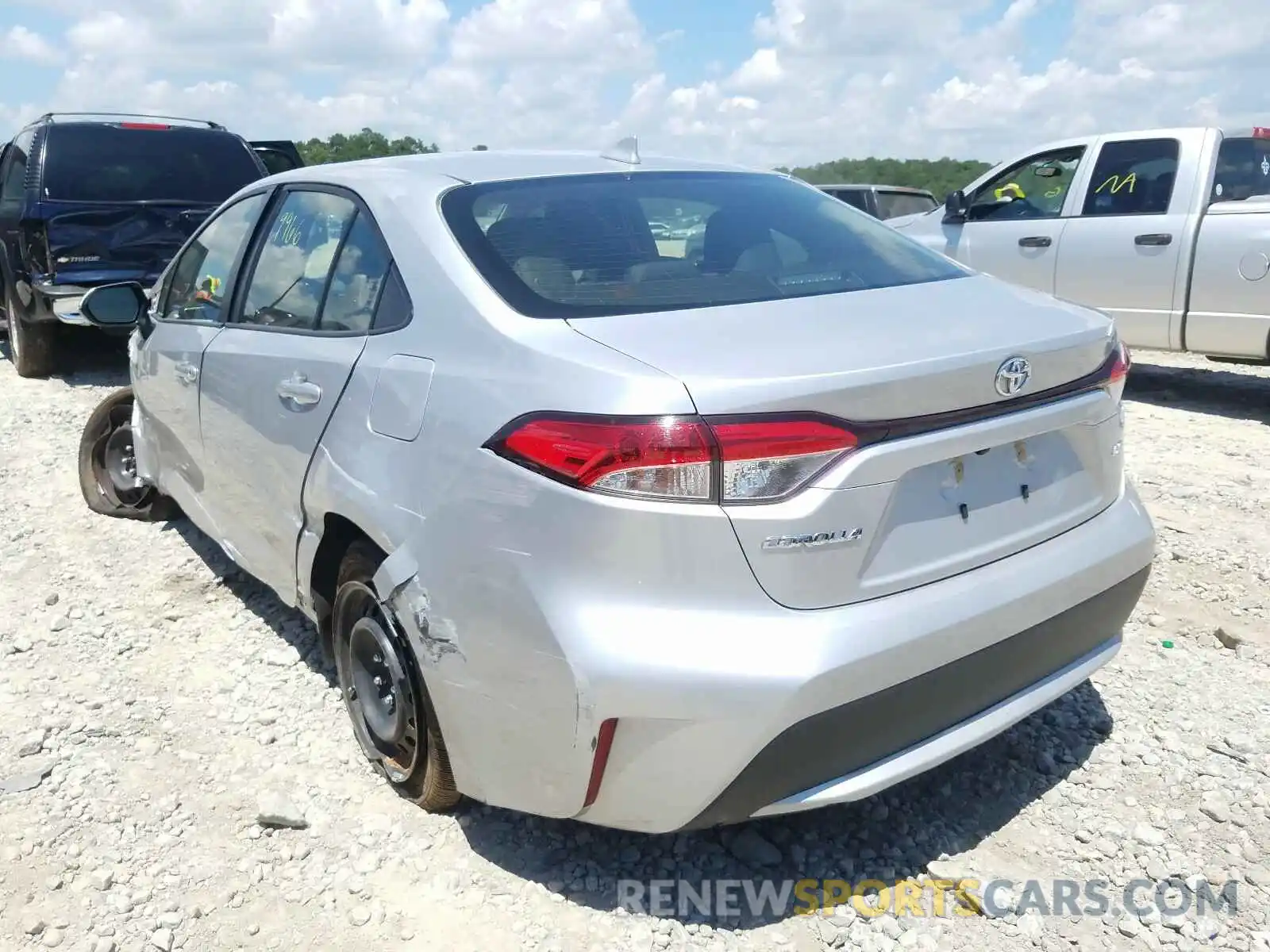 3 Photograph of a damaged car JTDEPRAE6LJ099731 TOYOTA COROLLA 2020