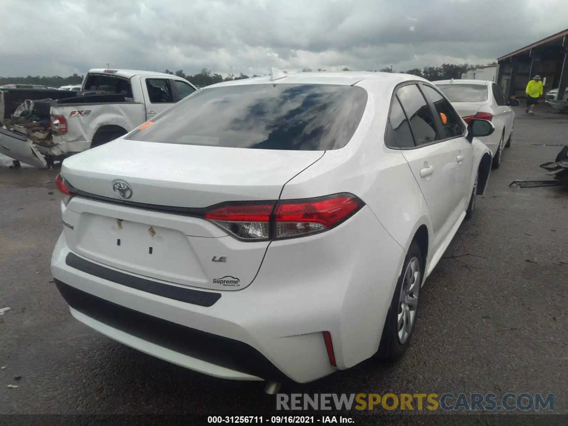 4 Photograph of a damaged car JTDEPRAE6LJ099938 TOYOTA COROLLA 2020