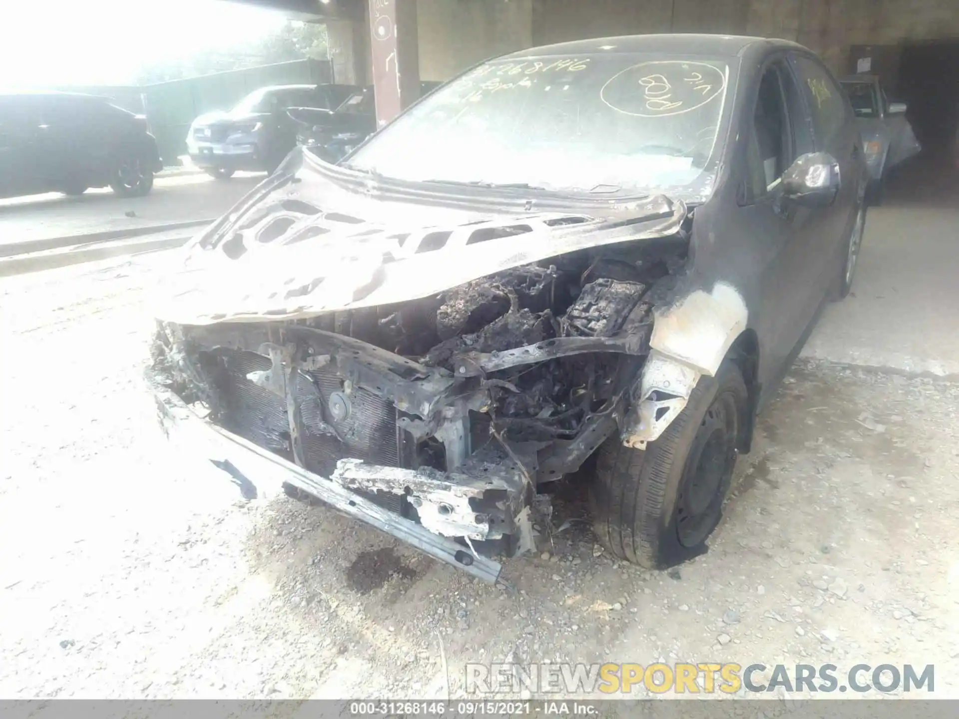 6 Photograph of a damaged car JTDEPRAE6LJ100764 TOYOTA COROLLA 2020