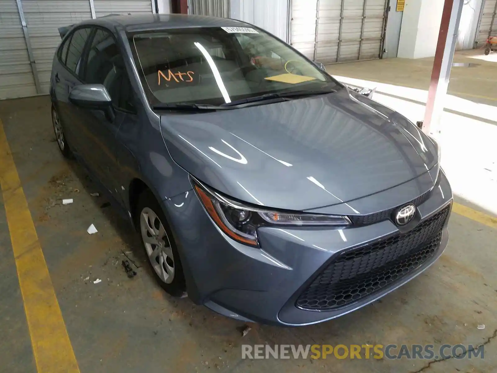 1 Photograph of a damaged car JTDEPRAE6LJ102434 TOYOTA COROLLA 2020