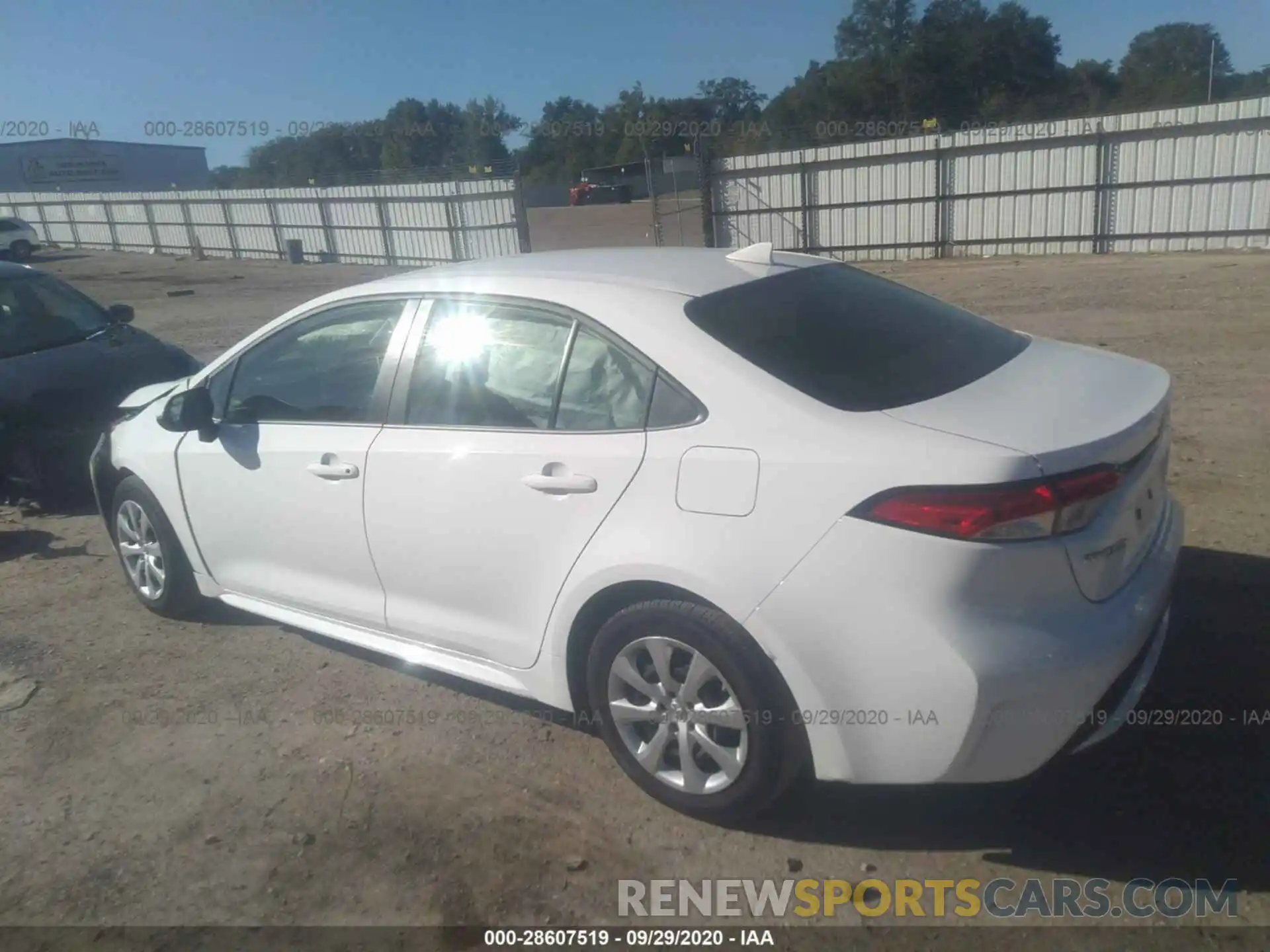 3 Photograph of a damaged car JTDEPRAE6LJ102515 TOYOTA COROLLA 2020