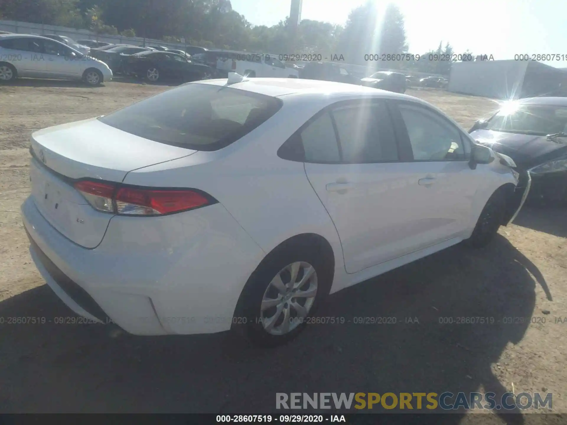 4 Photograph of a damaged car JTDEPRAE6LJ102515 TOYOTA COROLLA 2020