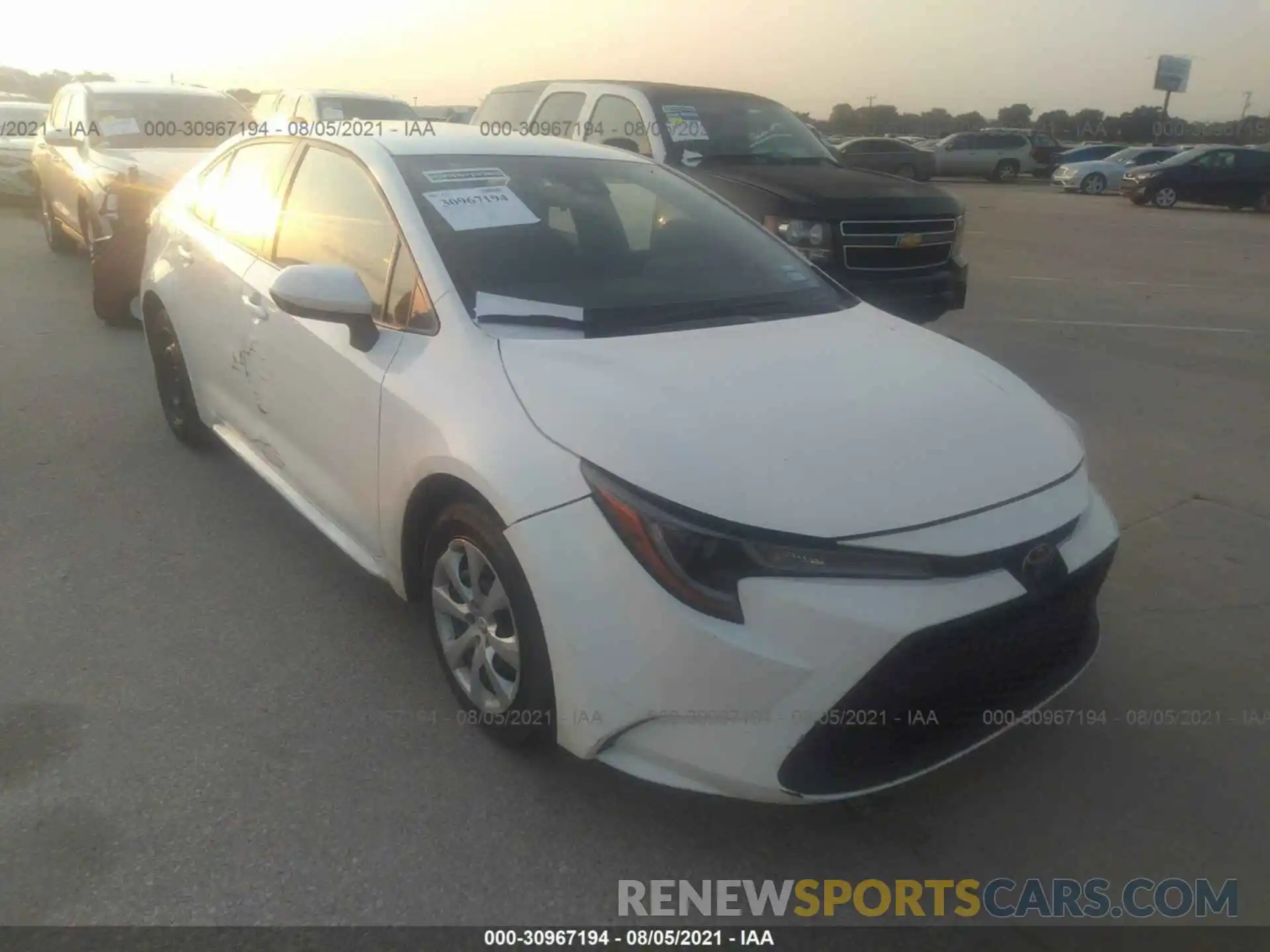 1 Photograph of a damaged car JTDEPRAE6LJ103034 TOYOTA COROLLA 2020