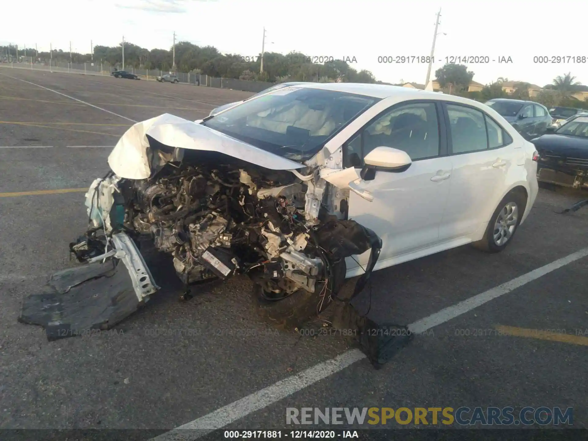 2 Photograph of a damaged car JTDEPRAE6LJ104412 TOYOTA COROLLA 2020