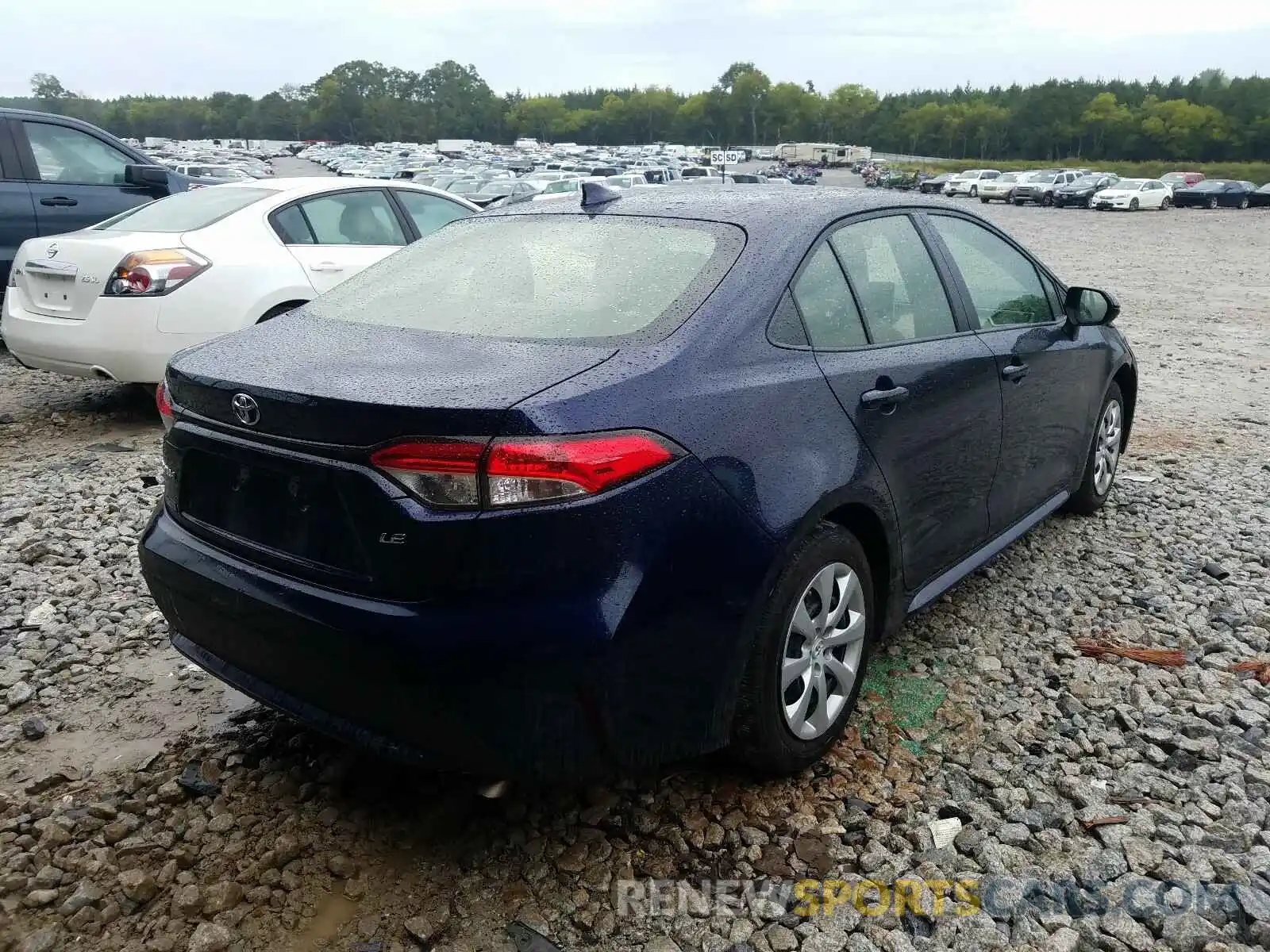 4 Photograph of a damaged car JTDEPRAE6LJ105317 TOYOTA COROLLA 2020