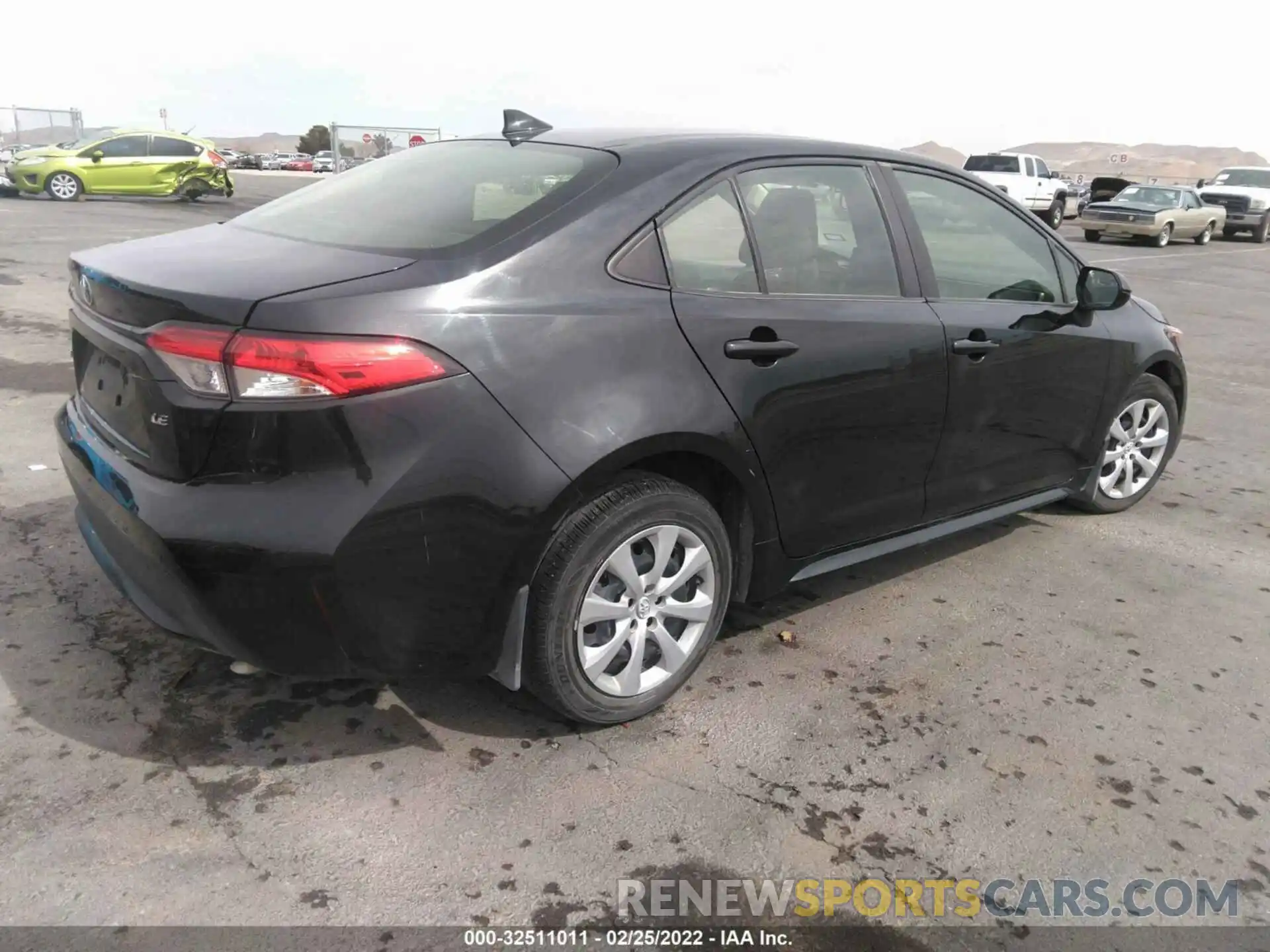 4 Photograph of a damaged car JTDEPRAE6LJ106399 TOYOTA COROLLA 2020