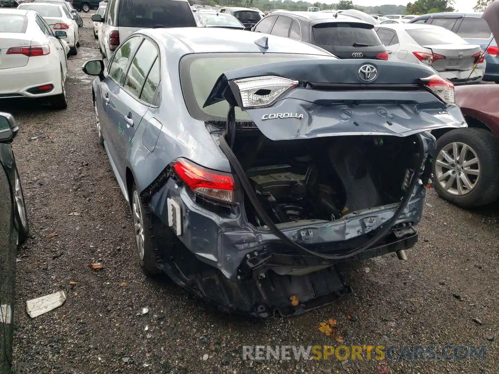 3 Photograph of a damaged car JTDEPRAE6LJ106516 TOYOTA COROLLA 2020