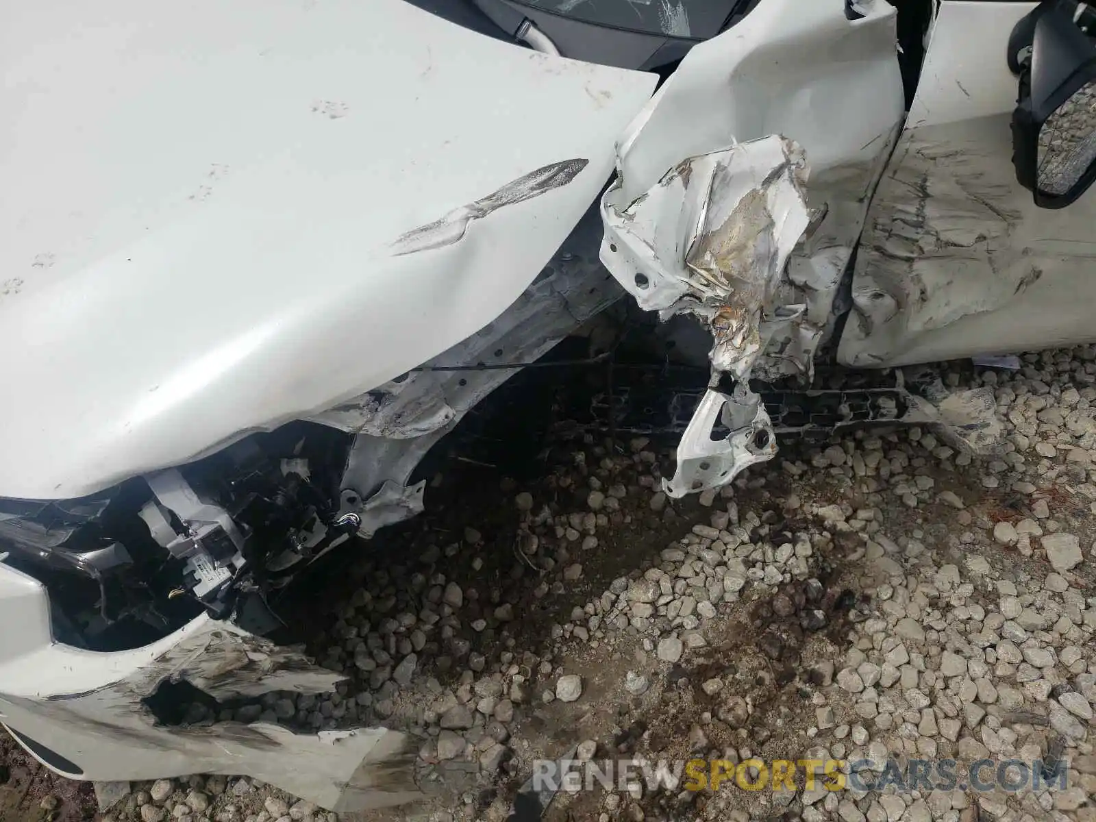 9 Photograph of a damaged car JTDEPRAE6LJ106922 TOYOTA COROLLA 2020