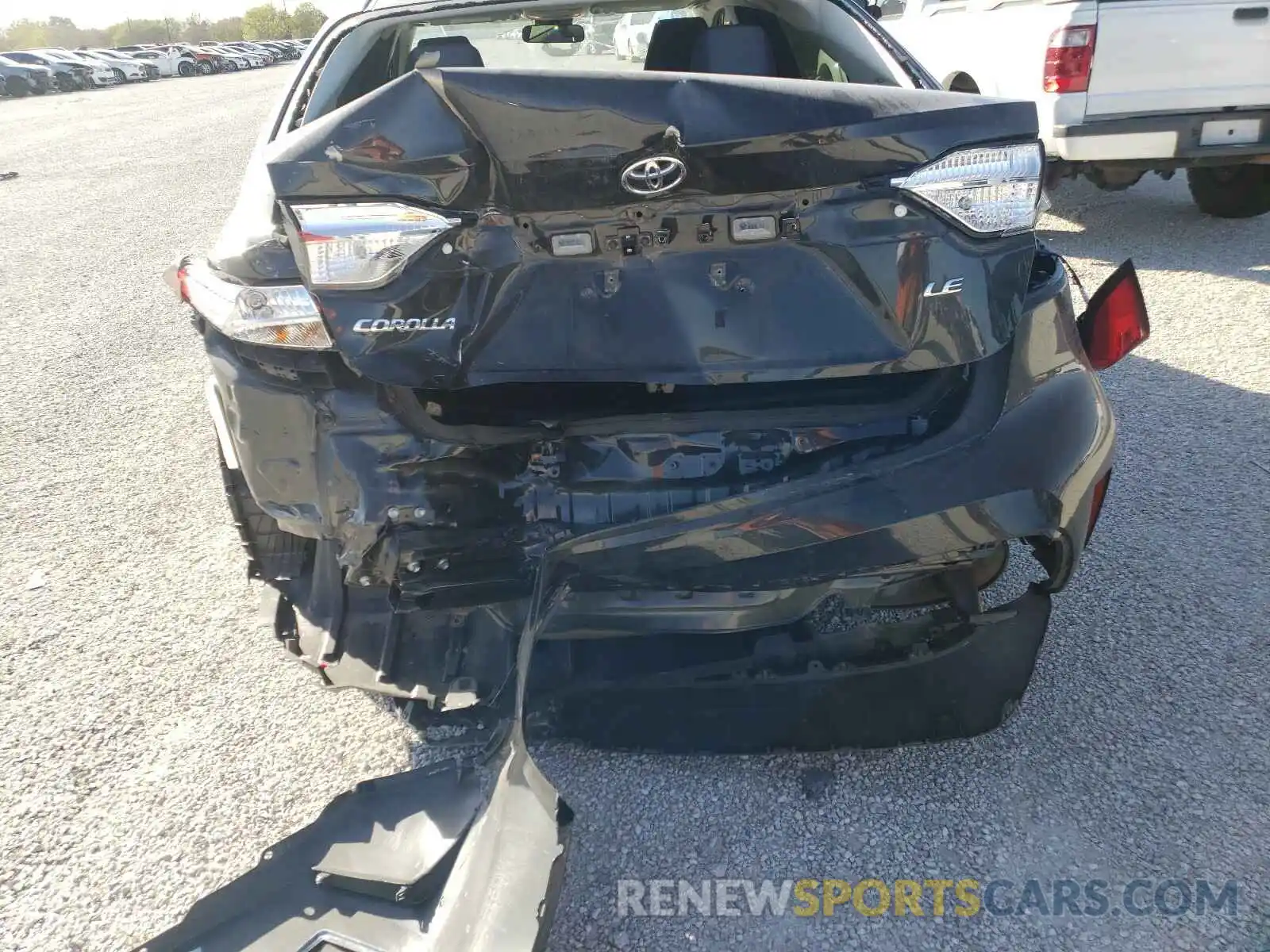 9 Photograph of a damaged car JTDEPRAE6LJ106936 TOYOTA COROLLA 2020