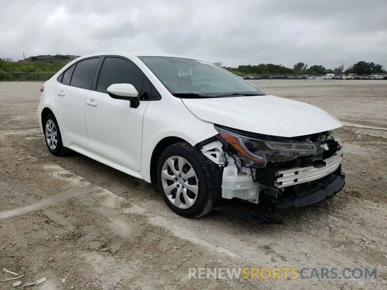 1 Photograph of a damaged car JTDEPRAE6LJ110727 TOYOTA COROLLA 2020