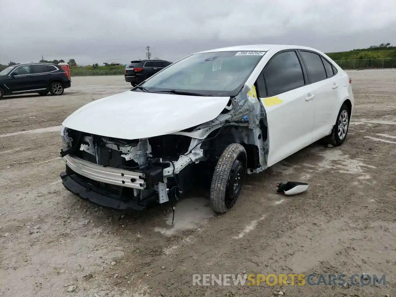 2 Photograph of a damaged car JTDEPRAE6LJ110727 TOYOTA COROLLA 2020