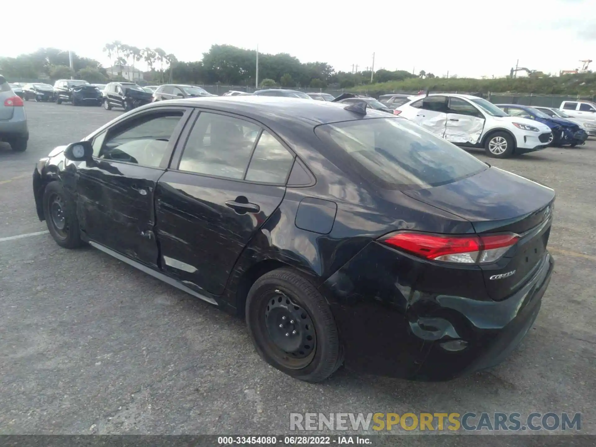 3 Photograph of a damaged car JTDEPRAE6LJ111747 TOYOTA COROLLA 2020