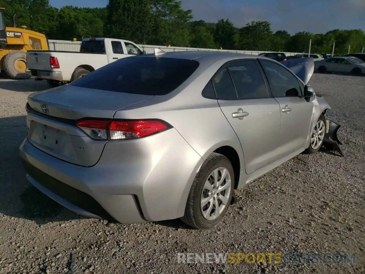 4 Photograph of a damaged car JTDEPRAE6LJ112557 TOYOTA COROLLA 2020