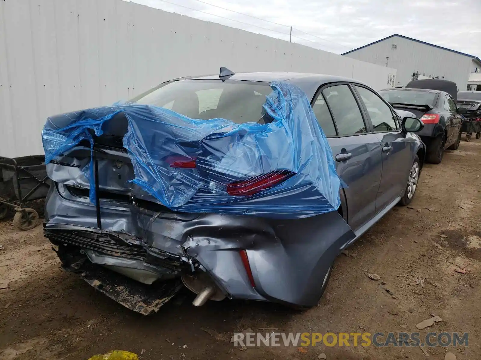 4 Photograph of a damaged car JTDEPRAE6LJ112588 TOYOTA COROLLA 2020