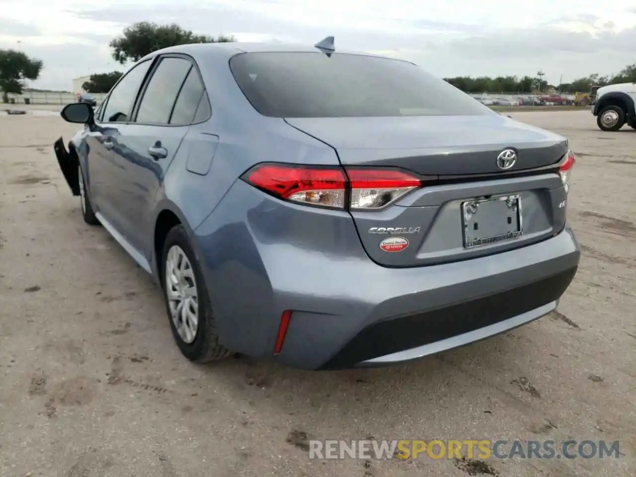 3 Photograph of a damaged car JTDEPRAE6LJ113241 TOYOTA COROLLA 2020