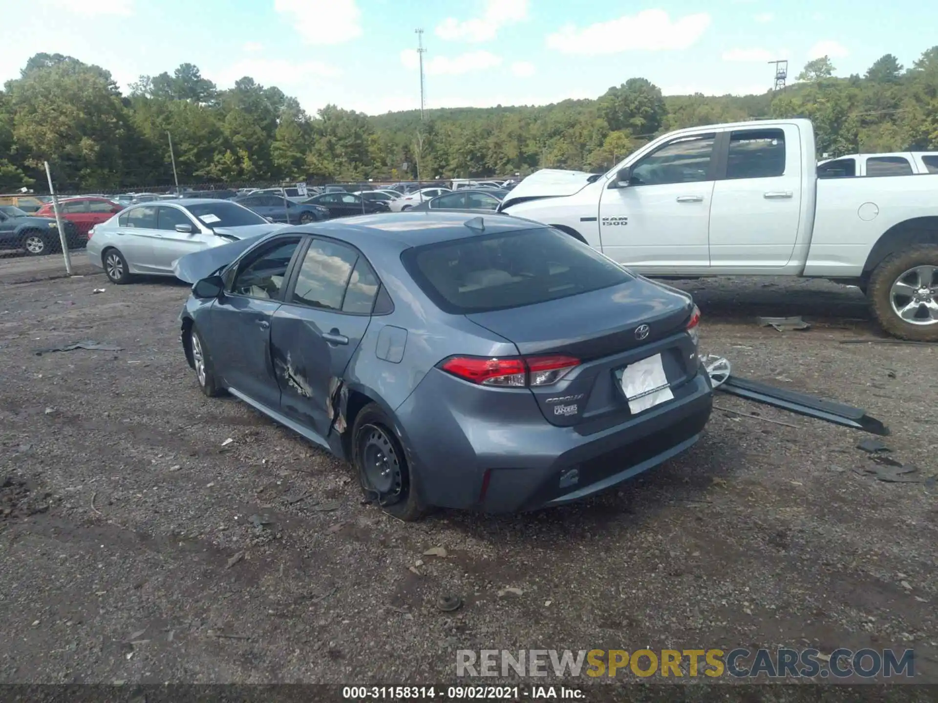 3 Photograph of a damaged car JTDEPRAE6LJ113689 TOYOTA COROLLA 2020