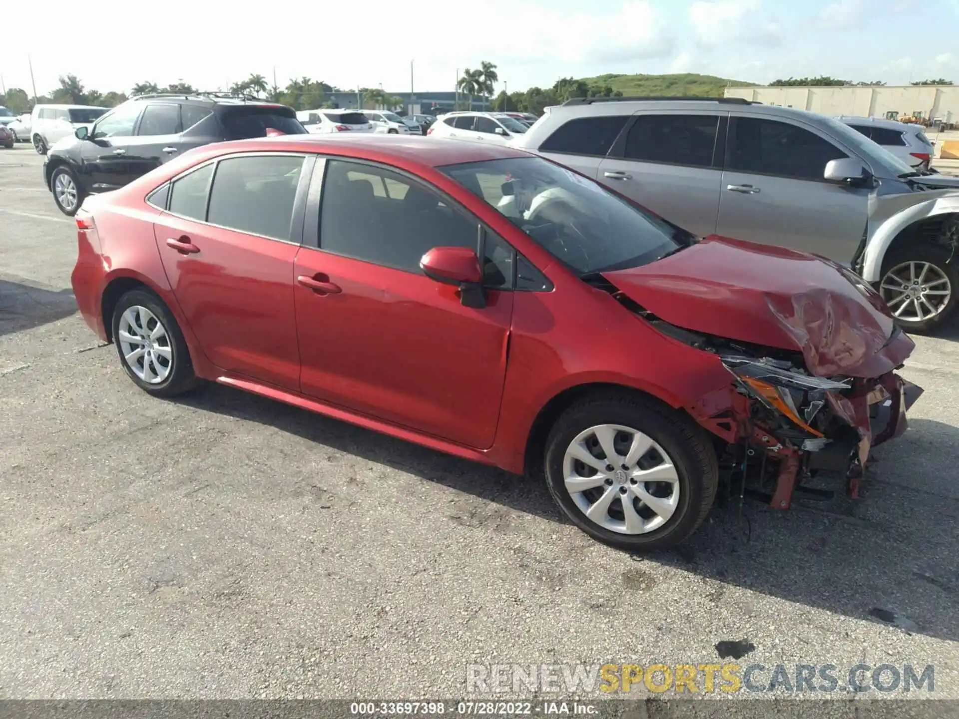 1 Photograph of a damaged car JTDEPRAE6LJ113854 TOYOTA COROLLA 2020