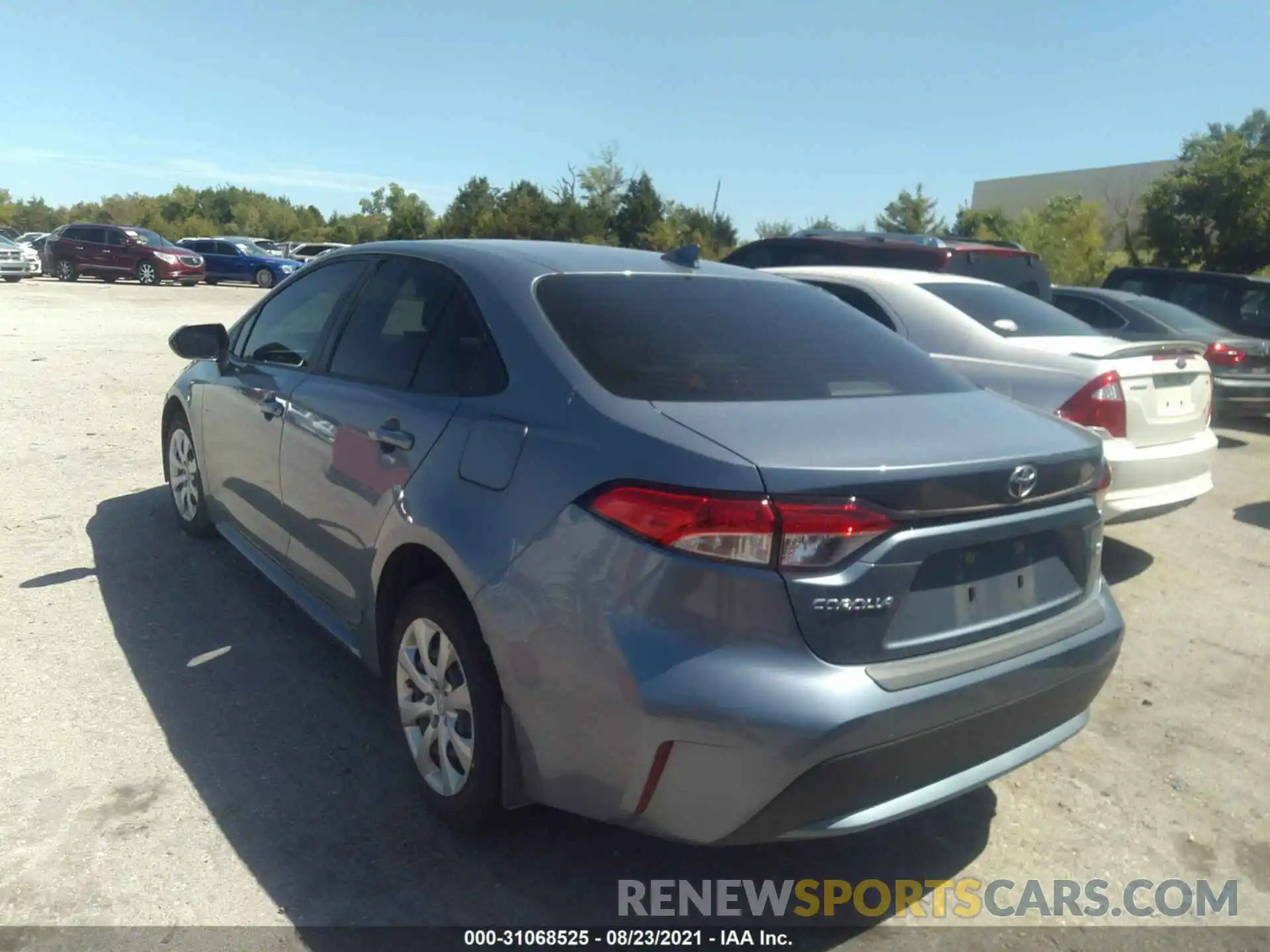 3 Photograph of a damaged car JTDEPRAE6LJ113952 TOYOTA COROLLA 2020