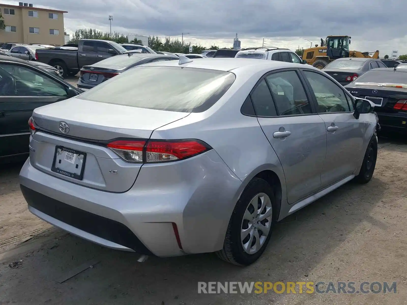 4 Photograph of a damaged car JTDEPRAE6LJ114311 TOYOTA COROLLA 2020