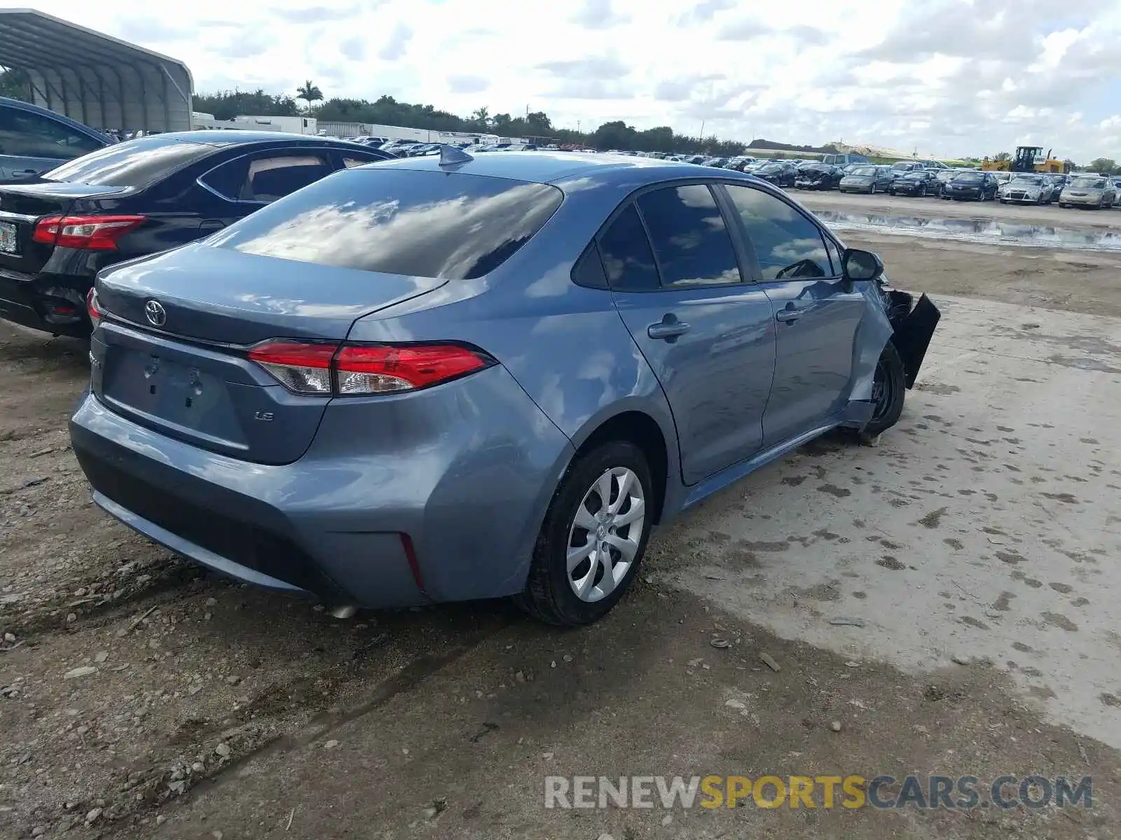 4 Photograph of a damaged car JTDEPRAE6LJ114941 TOYOTA COROLLA 2020