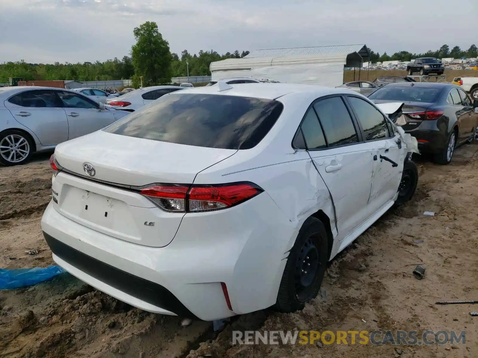 4 Photograph of a damaged car JTDEPRAE6LJ115426 TOYOTA COROLLA 2020