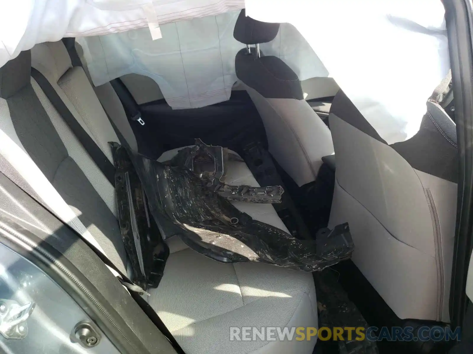 6 Photograph of a damaged car JTDEPRAE6LJ115877 TOYOTA COROLLA 2020