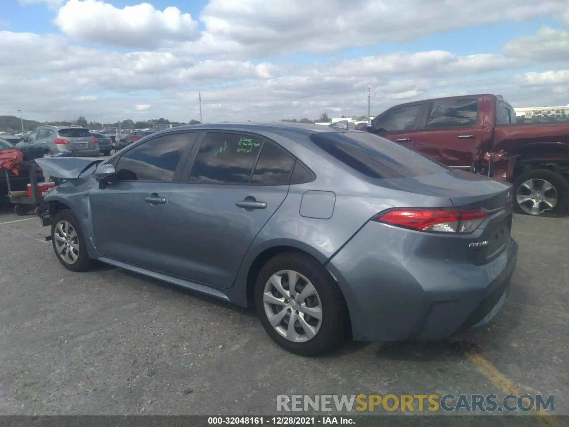 3 Photograph of a damaged car JTDEPRAE6LJ116222 TOYOTA COROLLA 2020