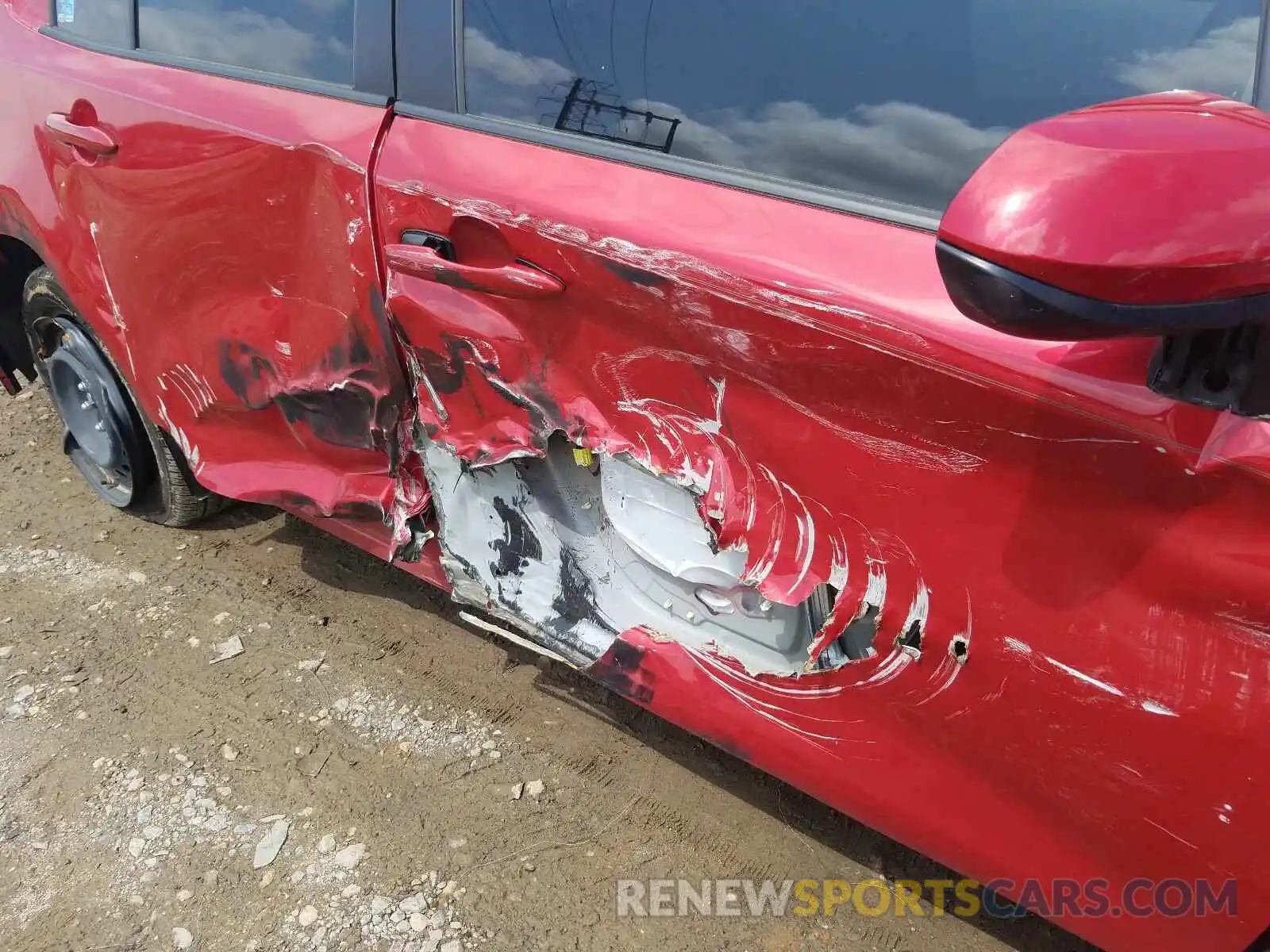 9 Photograph of a damaged car JTDEPRAE7LJ002505 TOYOTA COROLLA 2020