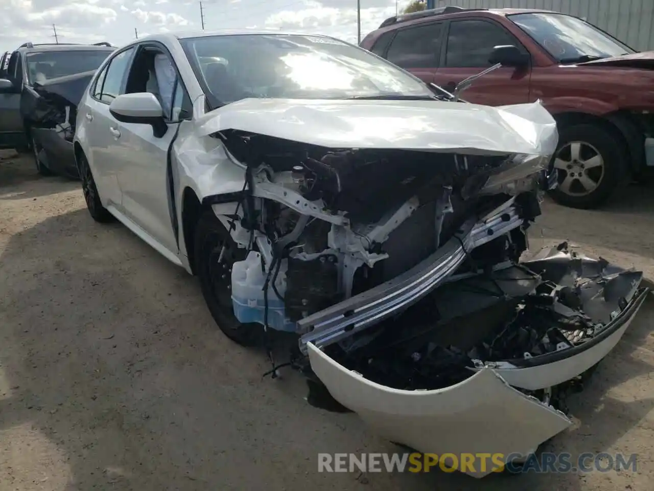 1 Photograph of a damaged car JTDEPRAE7LJ003220 TOYOTA COROLLA 2020