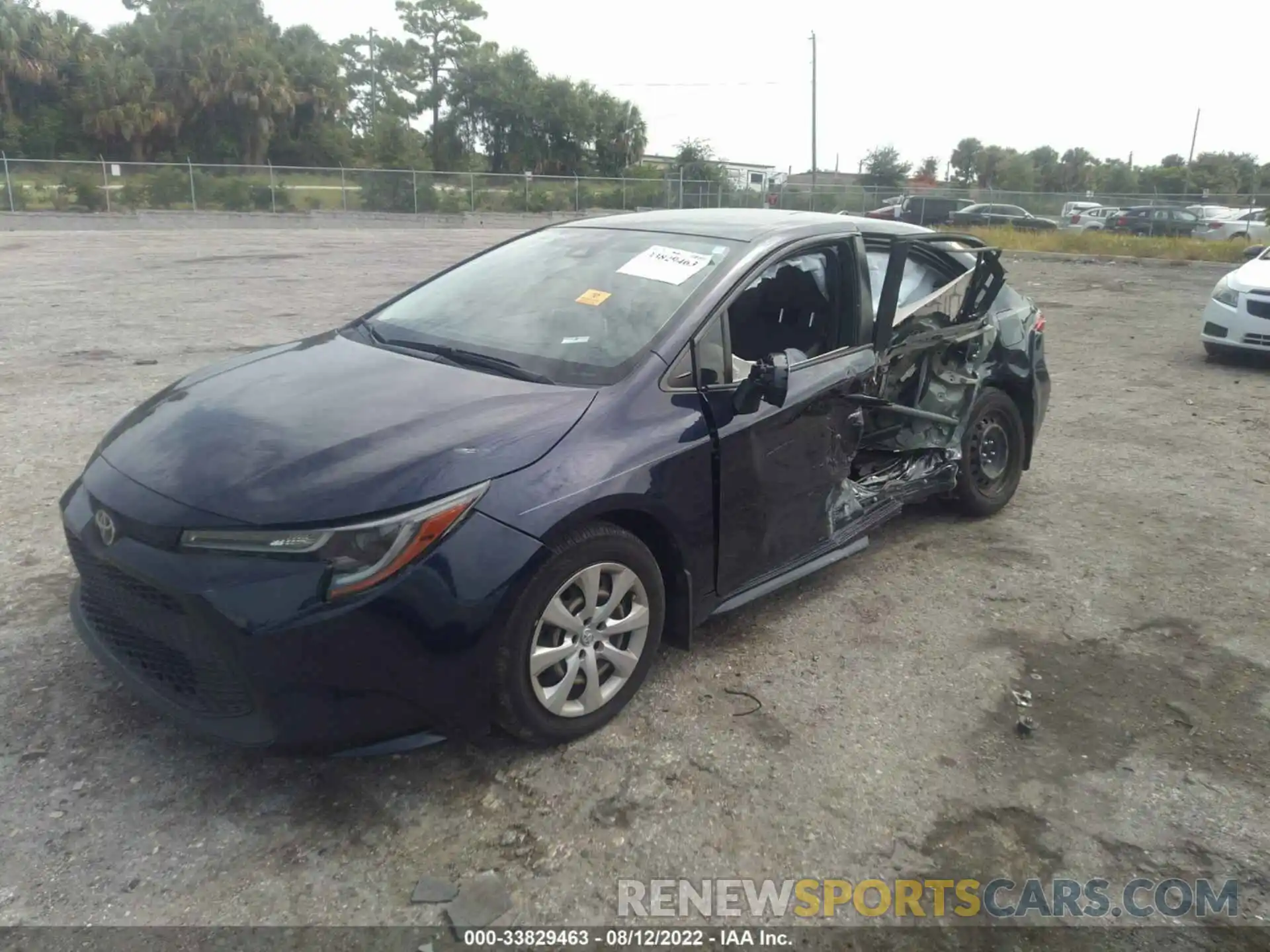 2 Photograph of a damaged car JTDEPRAE7LJ004271 TOYOTA COROLLA 2020