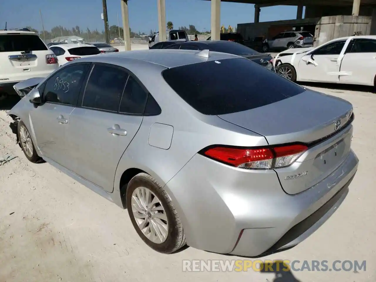 3 Photograph of a damaged car JTDEPRAE7LJ005677 TOYOTA COROLLA 2020