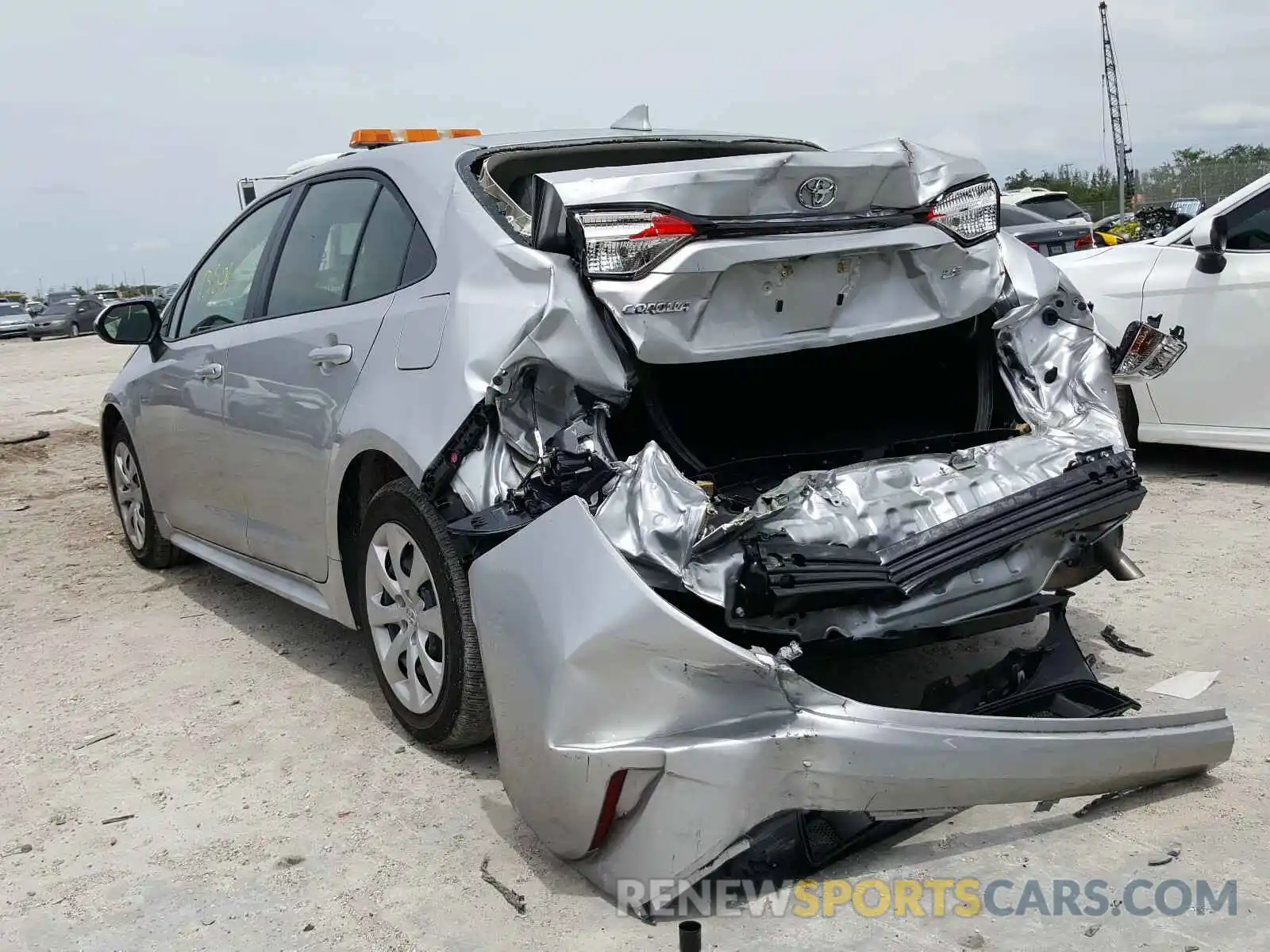 3 Photograph of a damaged car JTDEPRAE7LJ006554 TOYOTA COROLLA 2020