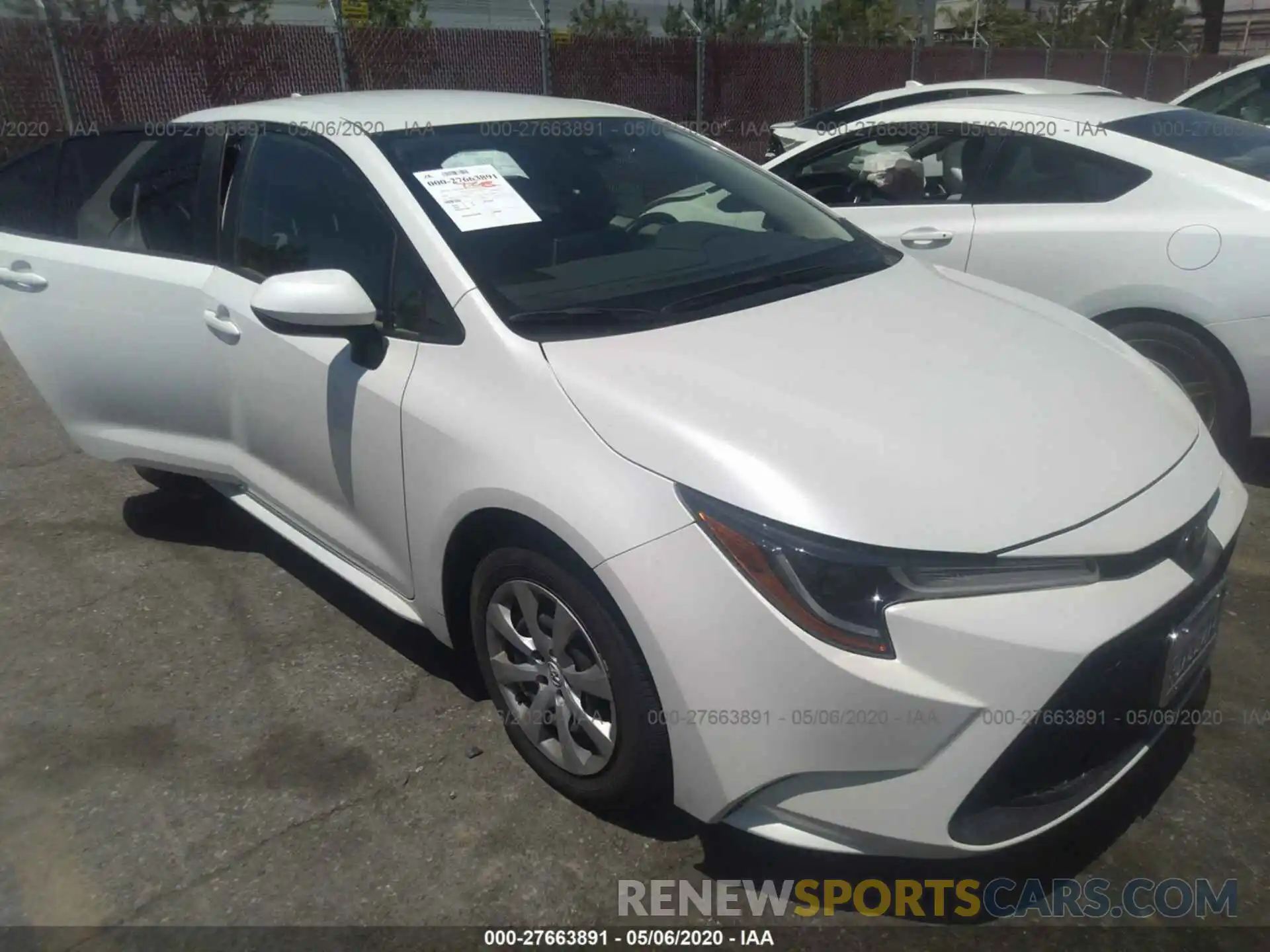 1 Photograph of a damaged car JTDEPRAE7LJ008658 TOYOTA COROLLA 2020