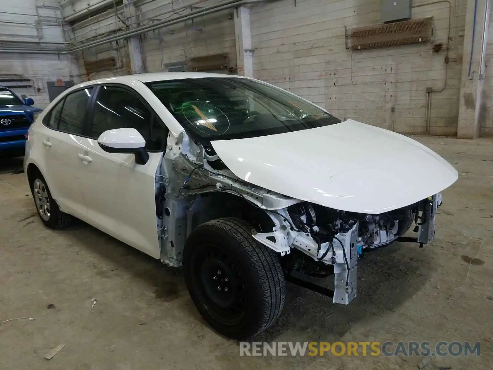 1 Photograph of a damaged car JTDEPRAE7LJ010412 TOYOTA COROLLA 2020