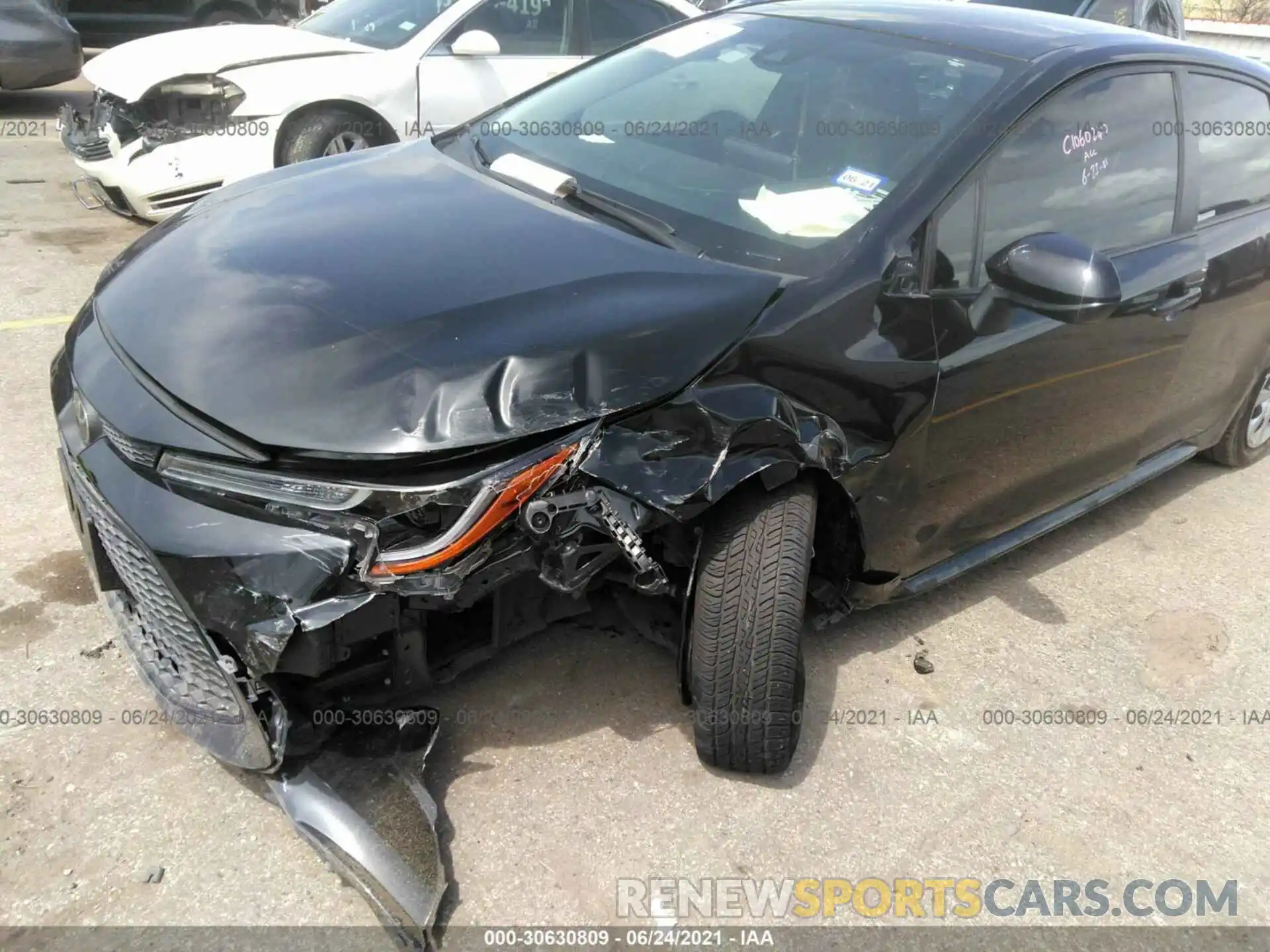 6 Photograph of a damaged car JTDEPRAE7LJ010703 TOYOTA COROLLA 2020