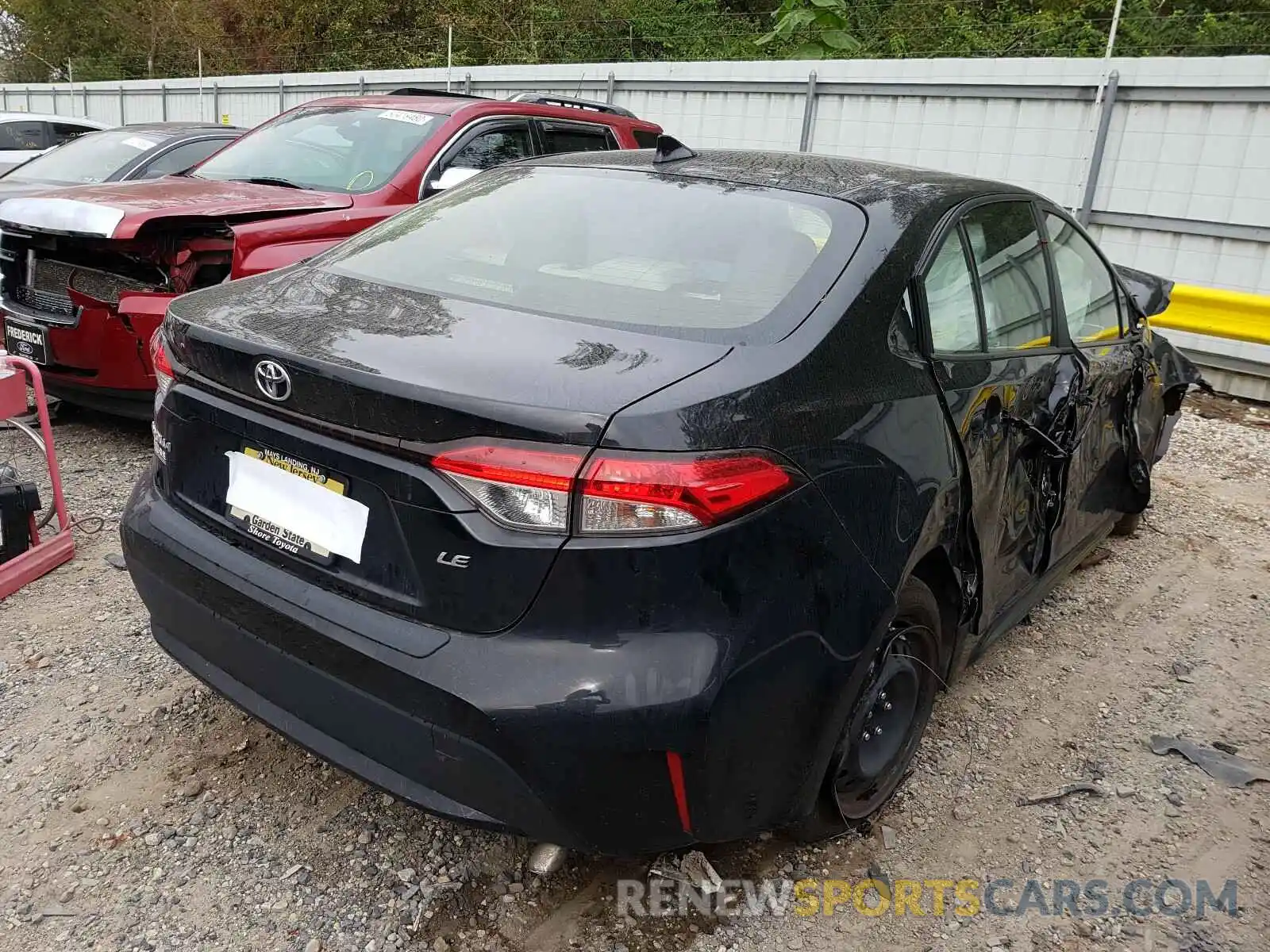 4 Photograph of a damaged car JTDEPRAE7LJ013634 TOYOTA COROLLA 2020