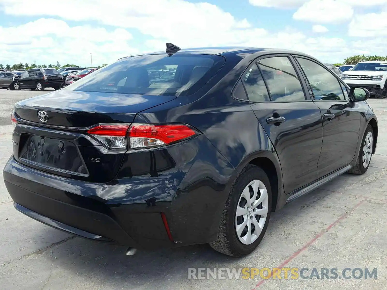 4 Photograph of a damaged car JTDEPRAE7LJ014668 TOYOTA COROLLA 2020